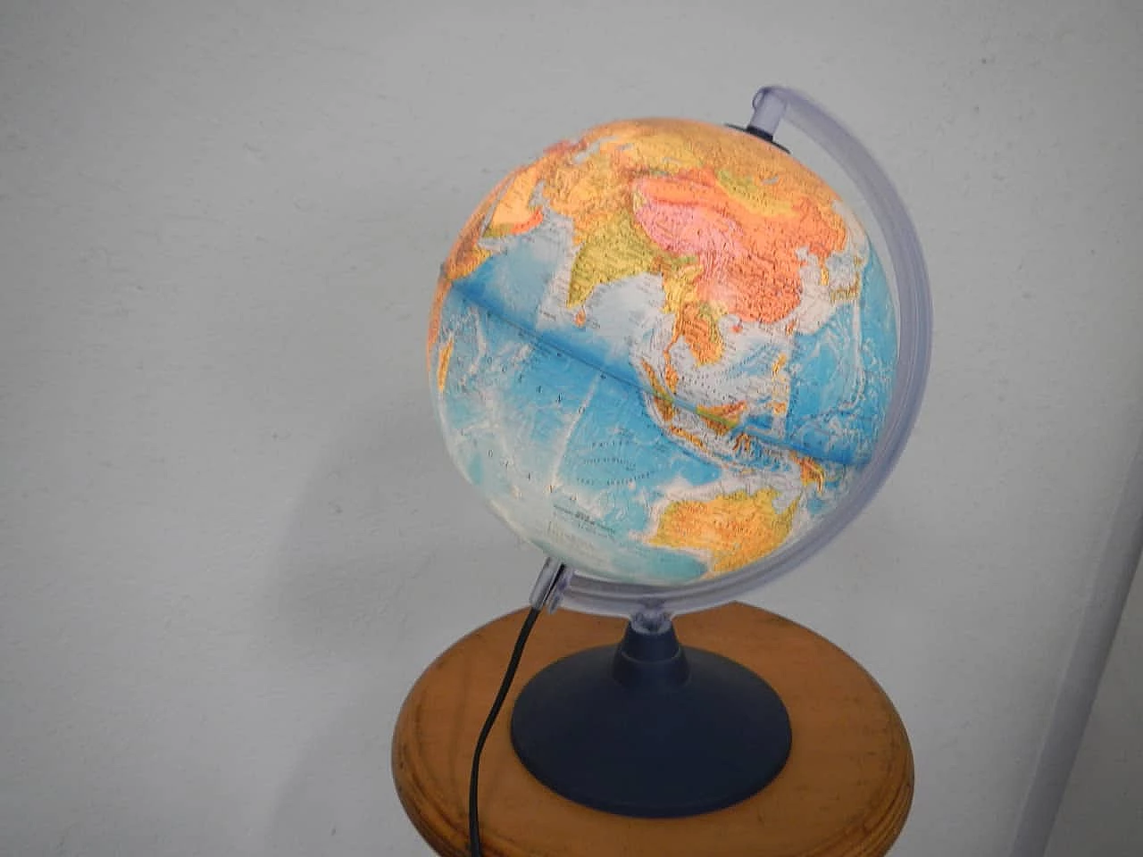 Rifoli globe with light, made in Italy, 90s 1180542