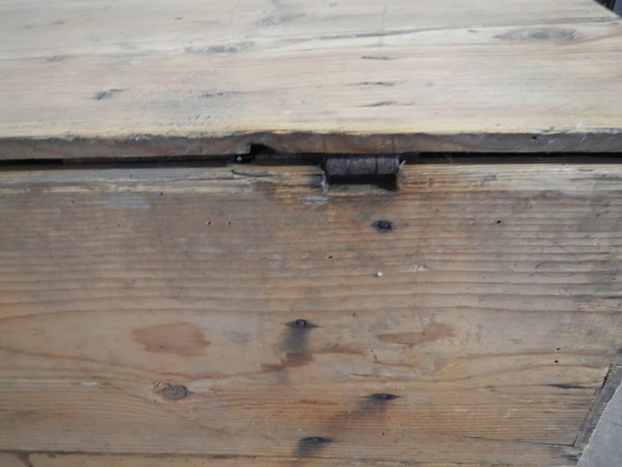 Trunk or case in fir wood with lid, 50s 1180572