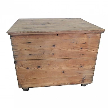 Trunk or case in fir wood with lid, 50s