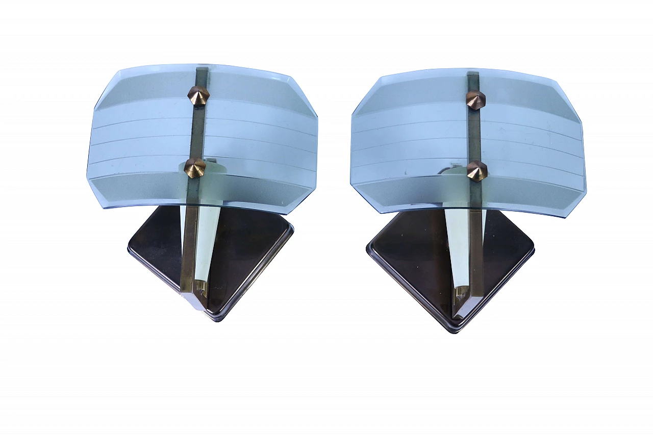 Pair of wall lamps in glass and brass, 1950s 1181074