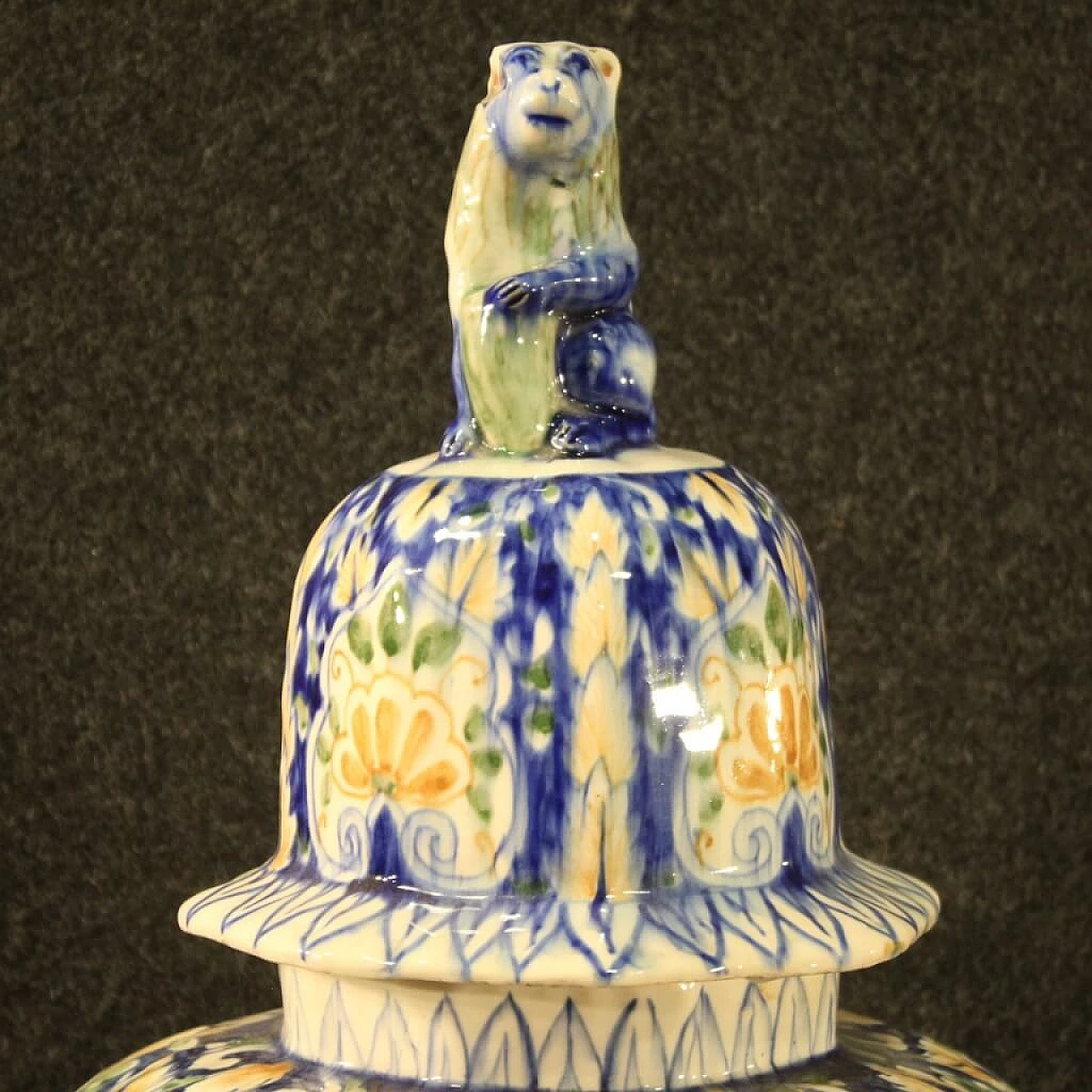 Vaso italiano in ceramica dipinta, XX secolo 1181398