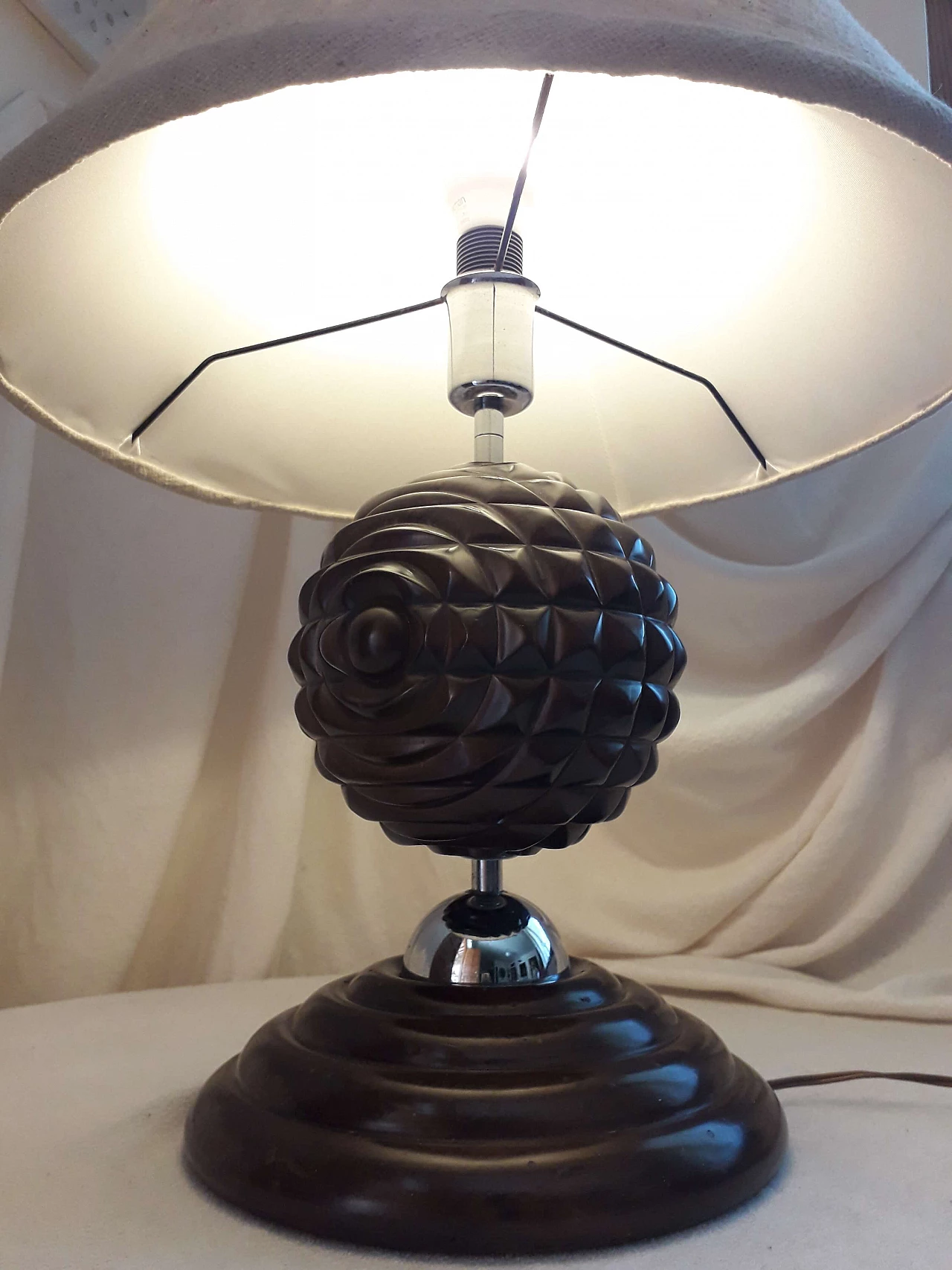 Table lamp in walnut wood, 70s 1181657