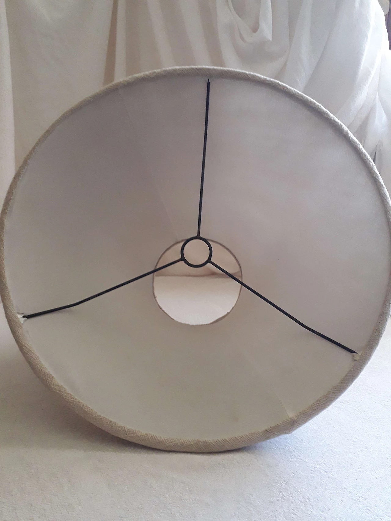 Table lamp in walnut wood, 70s 1181663