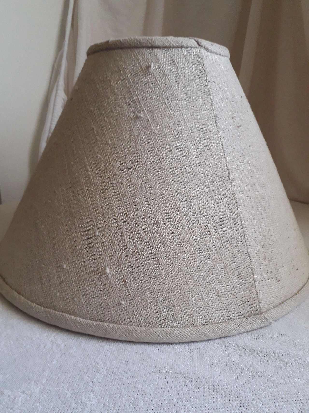 Table lamp in walnut wood, 70s 1181664