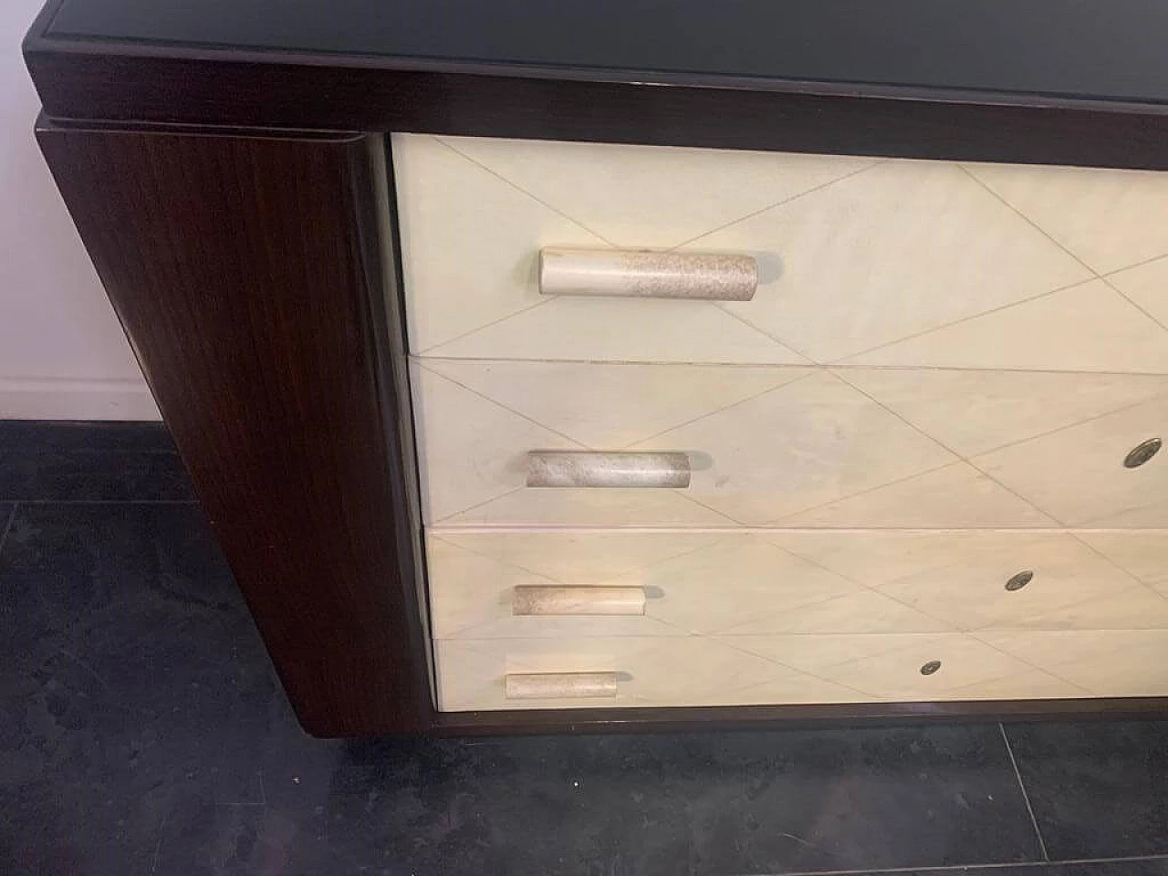 Art Deco chest of drawers in mahogany with parchment handles, 1940s 1181992