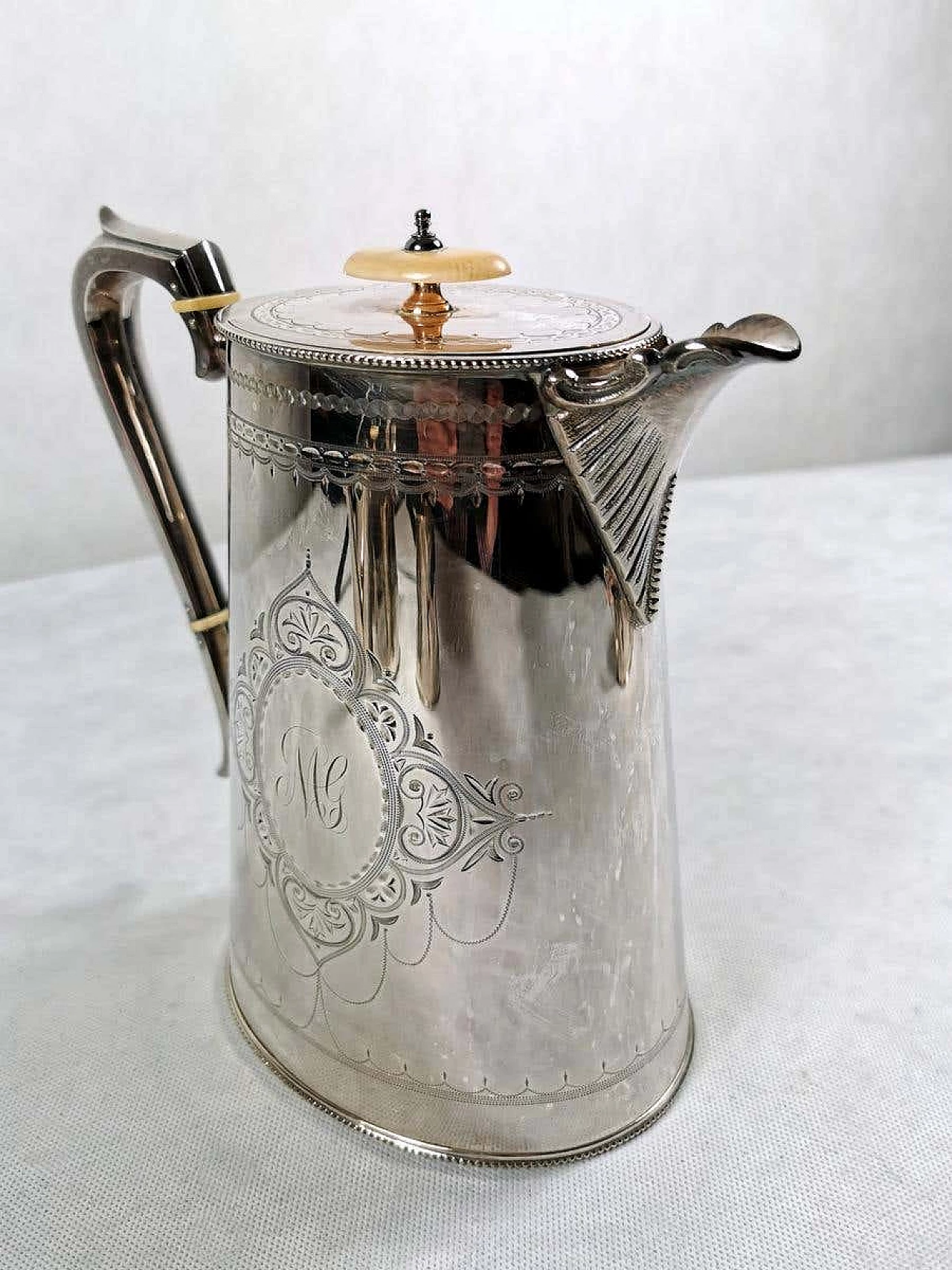 Servizio da tè e caffè vittoriano placcato in argento 1184007