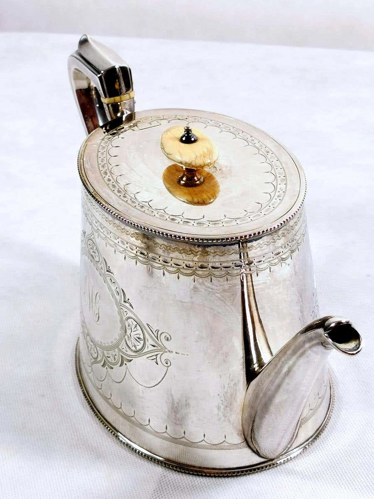 Servizio da tè e caffè vittoriano placcato in argento 1184012