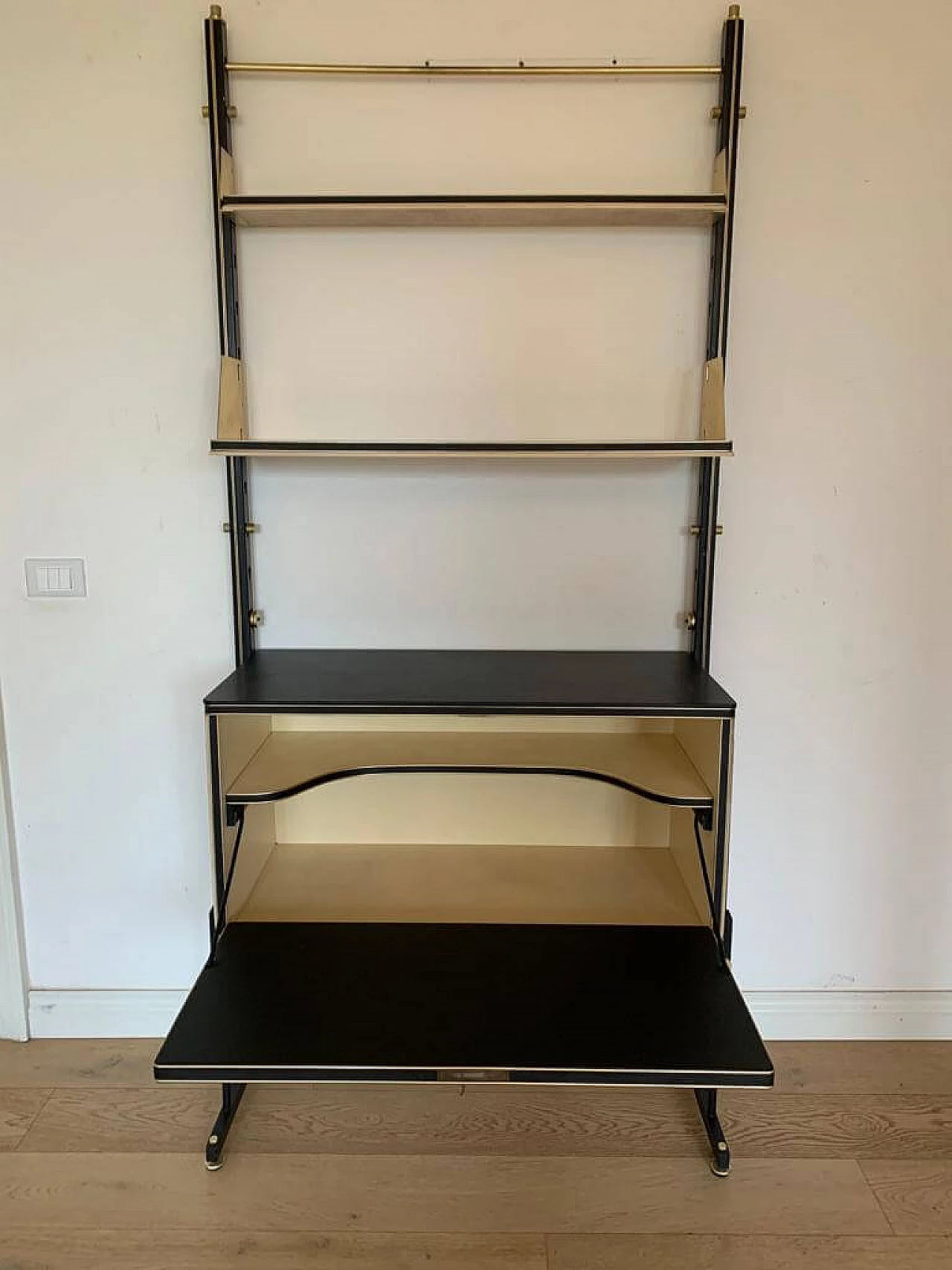 Seven-module bookcase with bar compartment by Umberto Mascagni, 1940s 1184475