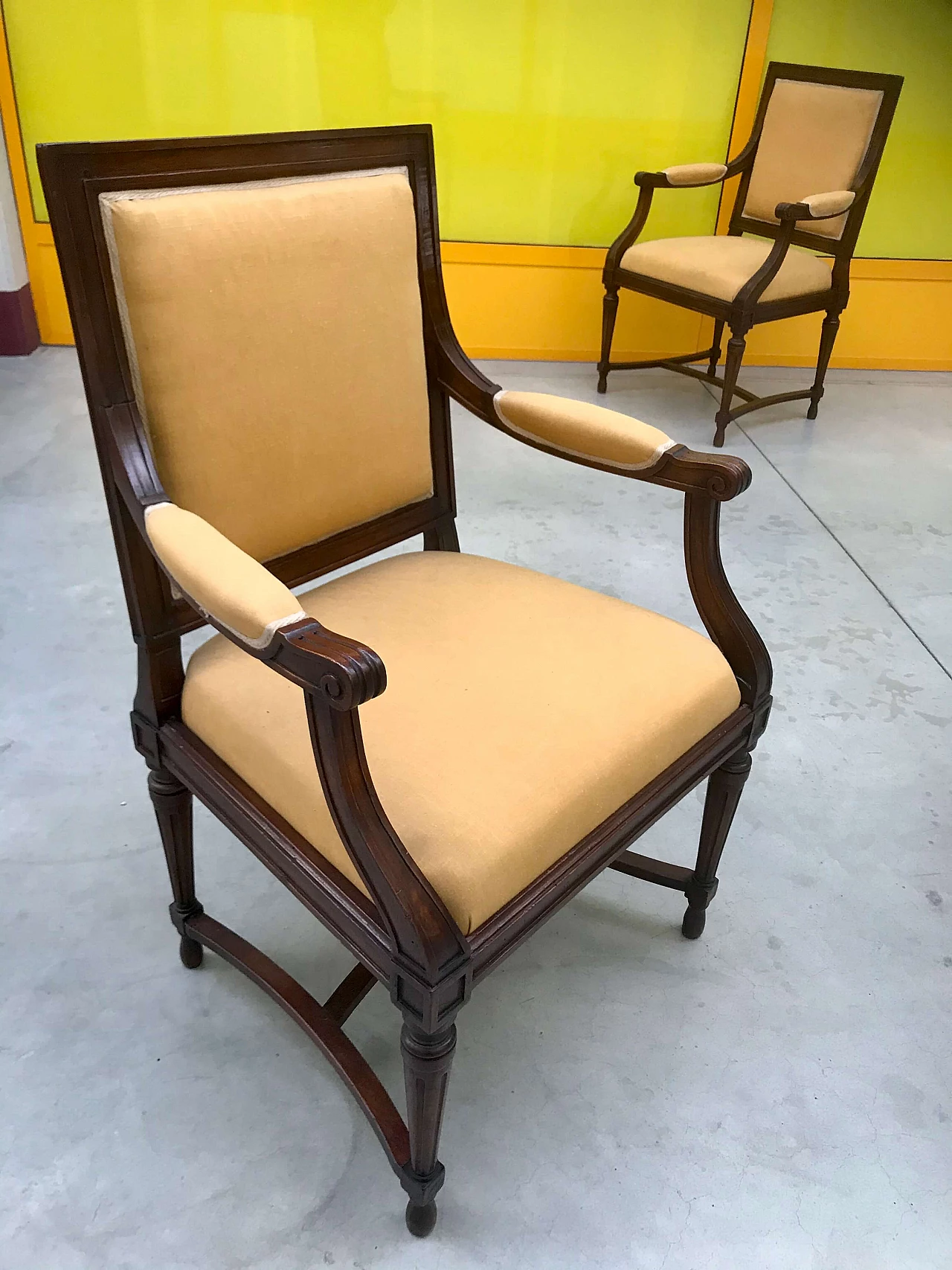 Pair of armchairs Louis XVI from the Turin area in walnut, original end of 18th century 1184856