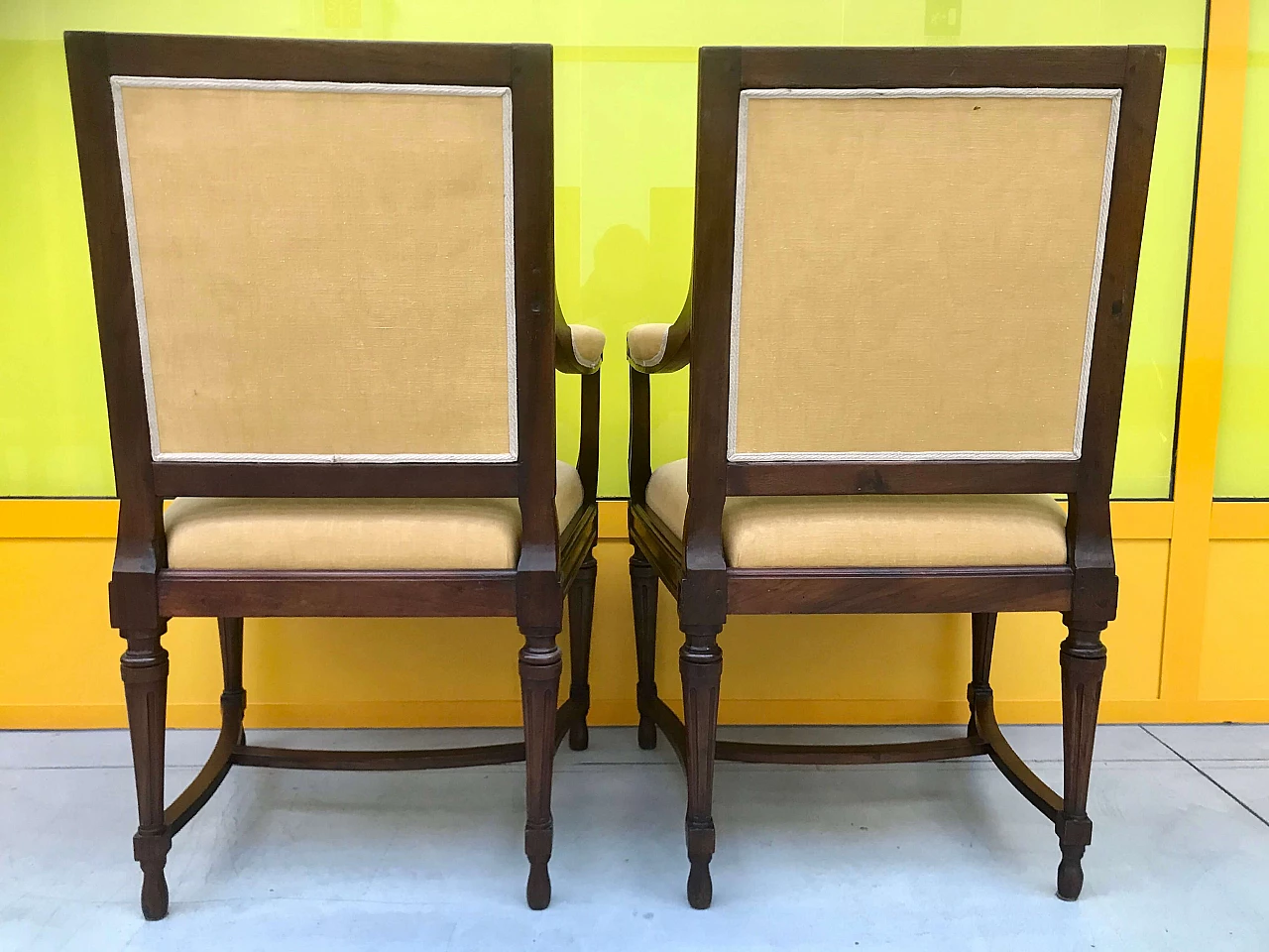 Pair of armchairs Louis XVI from the Turin area in walnut, original end of 18th century 1184859