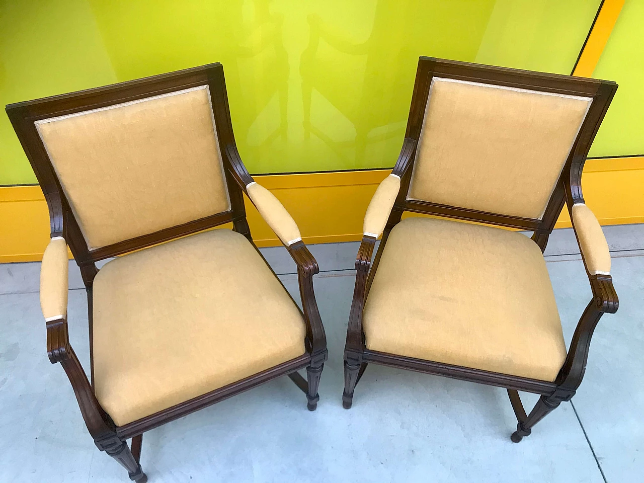 Pair of armchairs Louis XVI from the Turin area in walnut, original end of 18th century 1184862