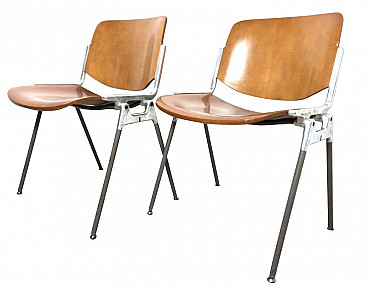 Pair of DSC 106 chairs in beechwood by Giancarlo Piretti for Anonima Castelli, 60s