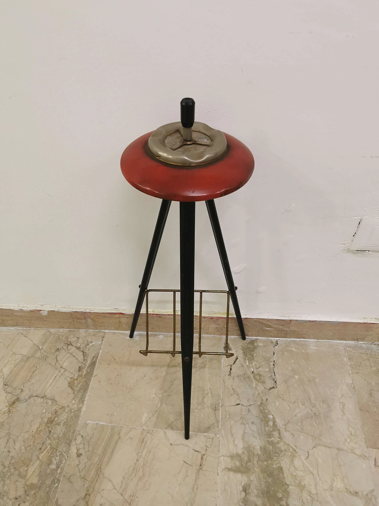 Red ashtray with stand, 40s 1185569