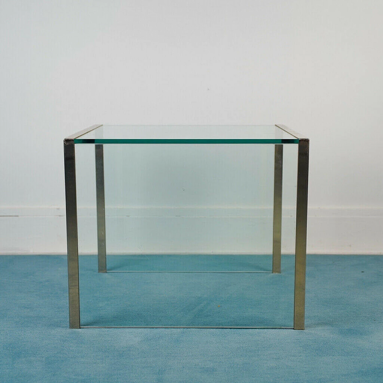 Pair of coffee tables in glass and brass, 1970s 1185609
