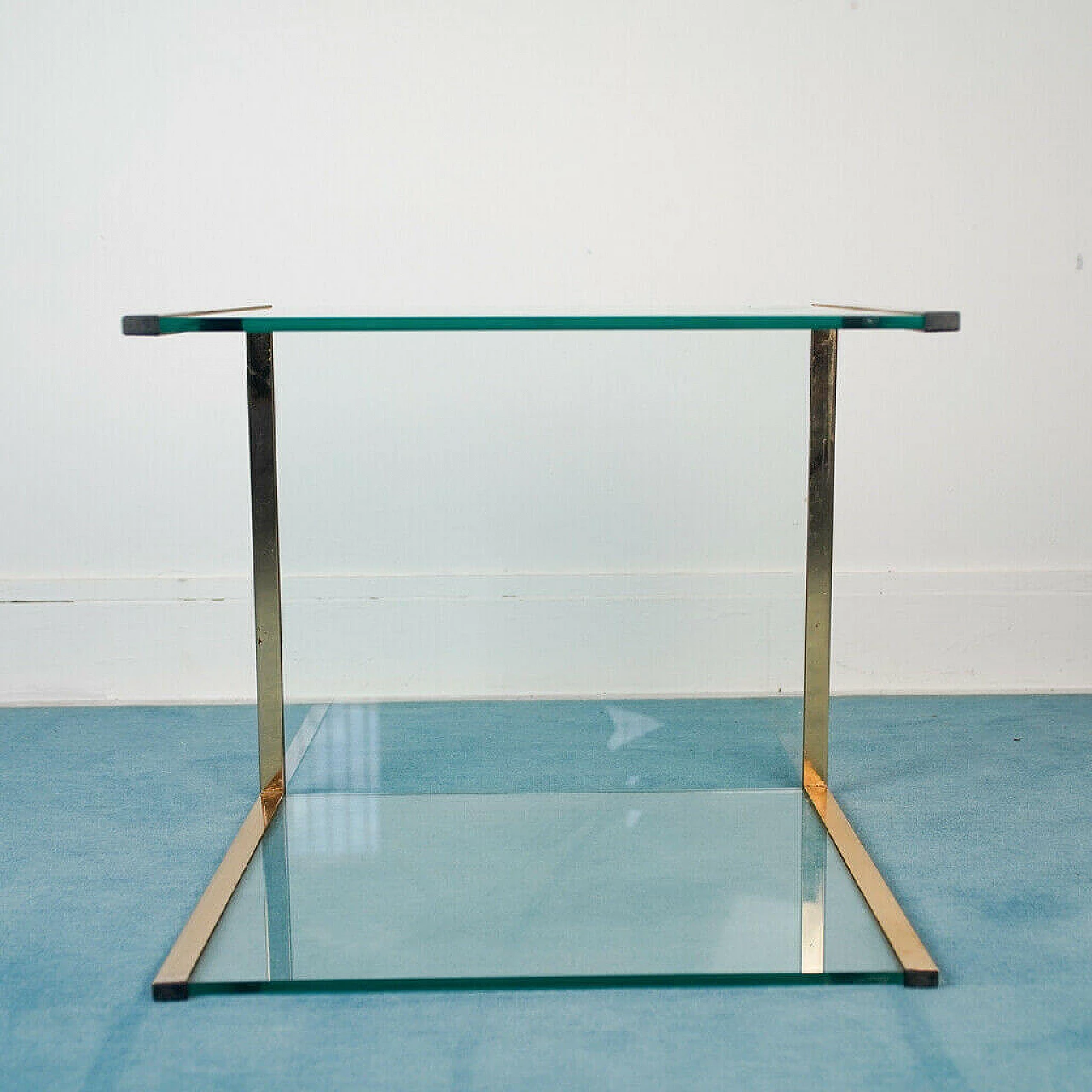 Pair of coffee tables in glass and brass, 1970s 1185611
