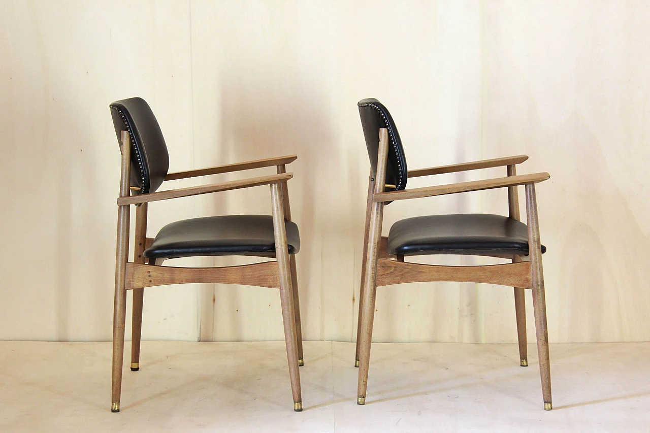 Pair of armchairs in beechwood and leather, 50s 1185803
