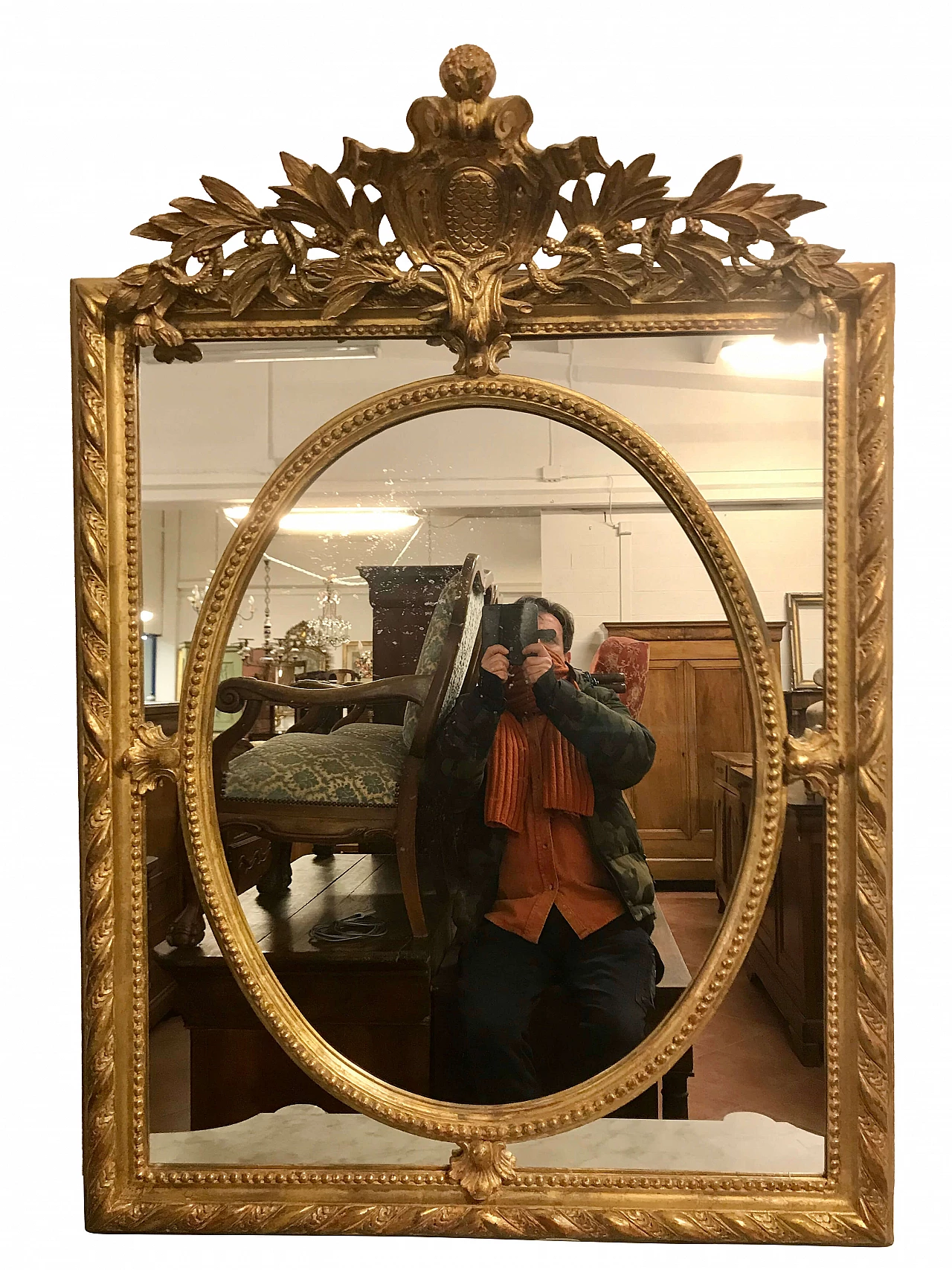 Specchiera dorata a foglia con cimasa a motivi floreali, specchio con riserve, originale '800 1185895