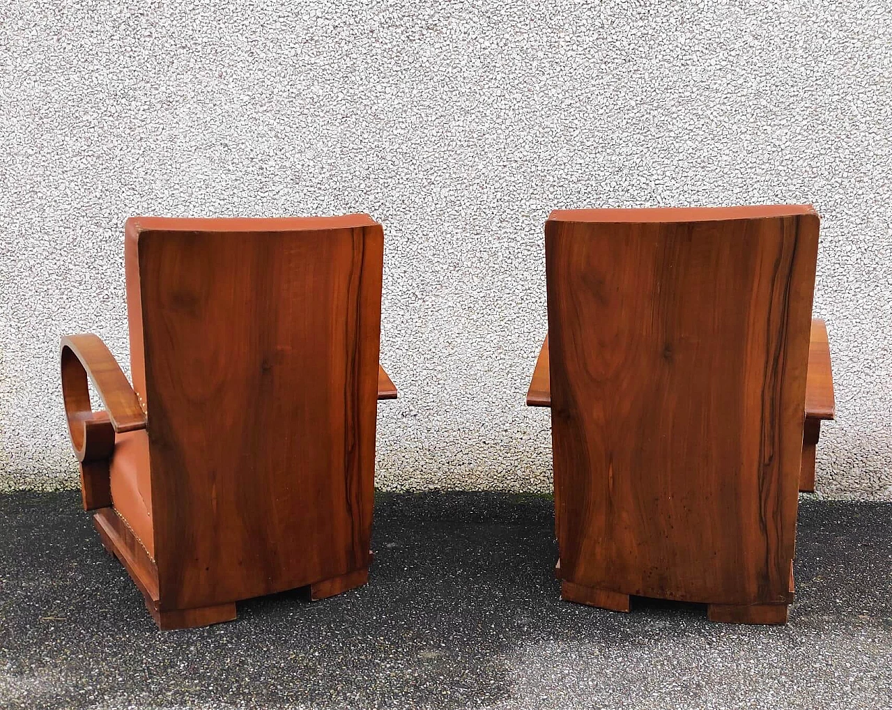 Pair of Art Deco armchairs in beech wood and leather, 30s 1186416