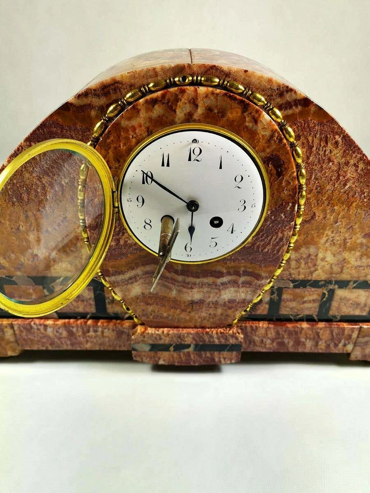 Art Deco marble clock in red onyx and portoro, 30s 1186421