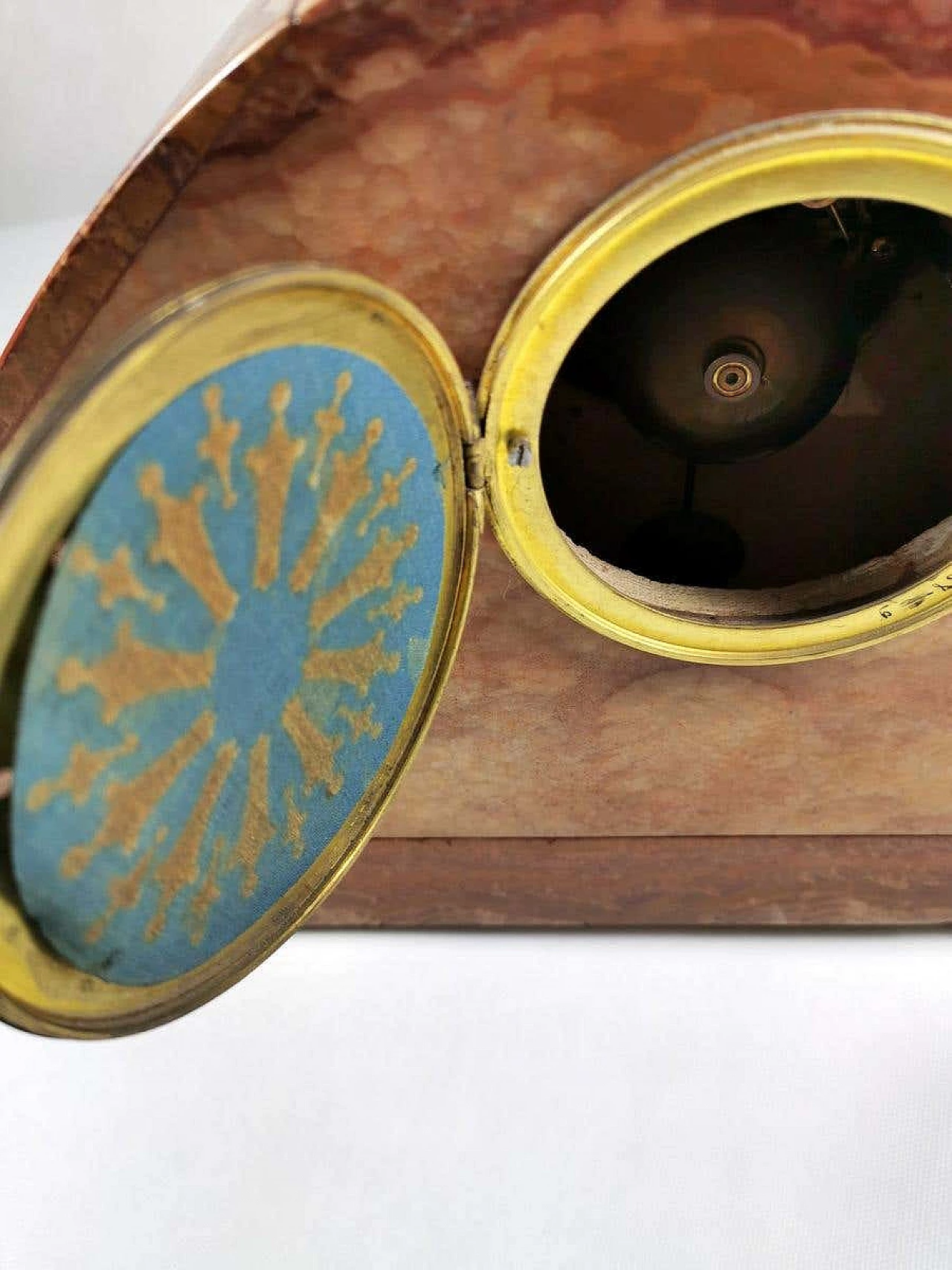 Art Deco marble clock in red onyx and portoro, 30s 1186428