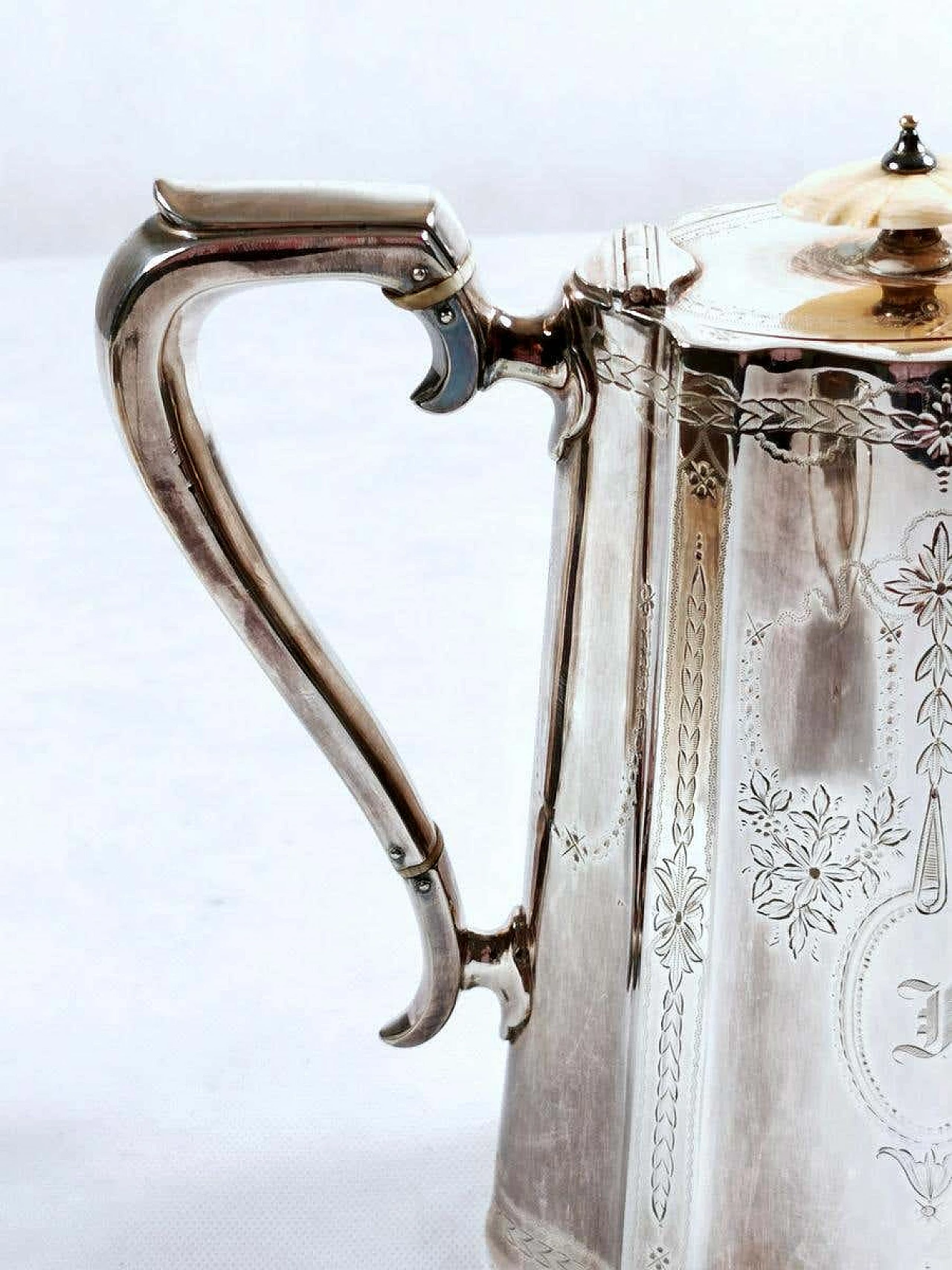 Servizio da tè e caffè vittoriano in silver plated 1186466