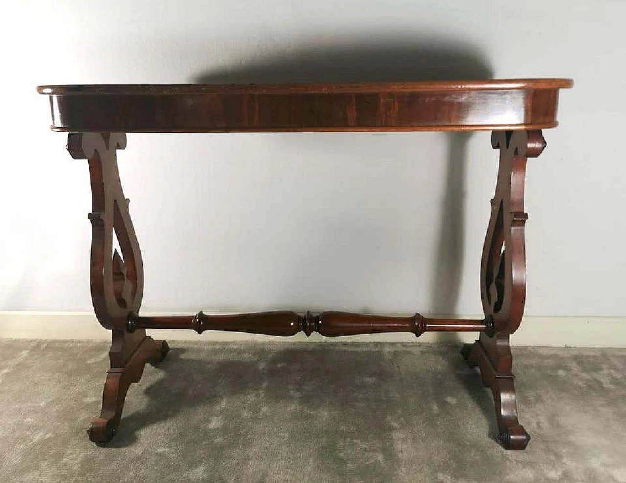 Biedermeir coffee table or writing desk in mahogany, 19th century 1187038
