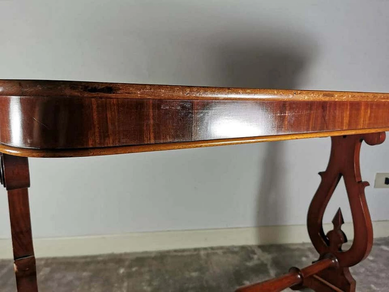 Biedermeir coffee table or writing desk in mahogany, 19th century 1187044