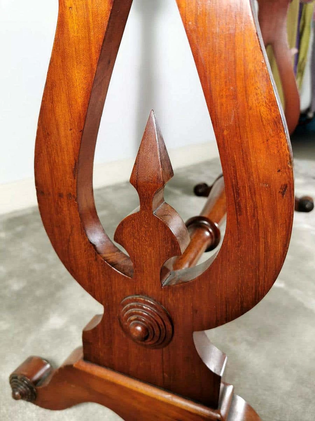 Biedermeir coffee table or writing desk in mahogany, 19th century 1187049