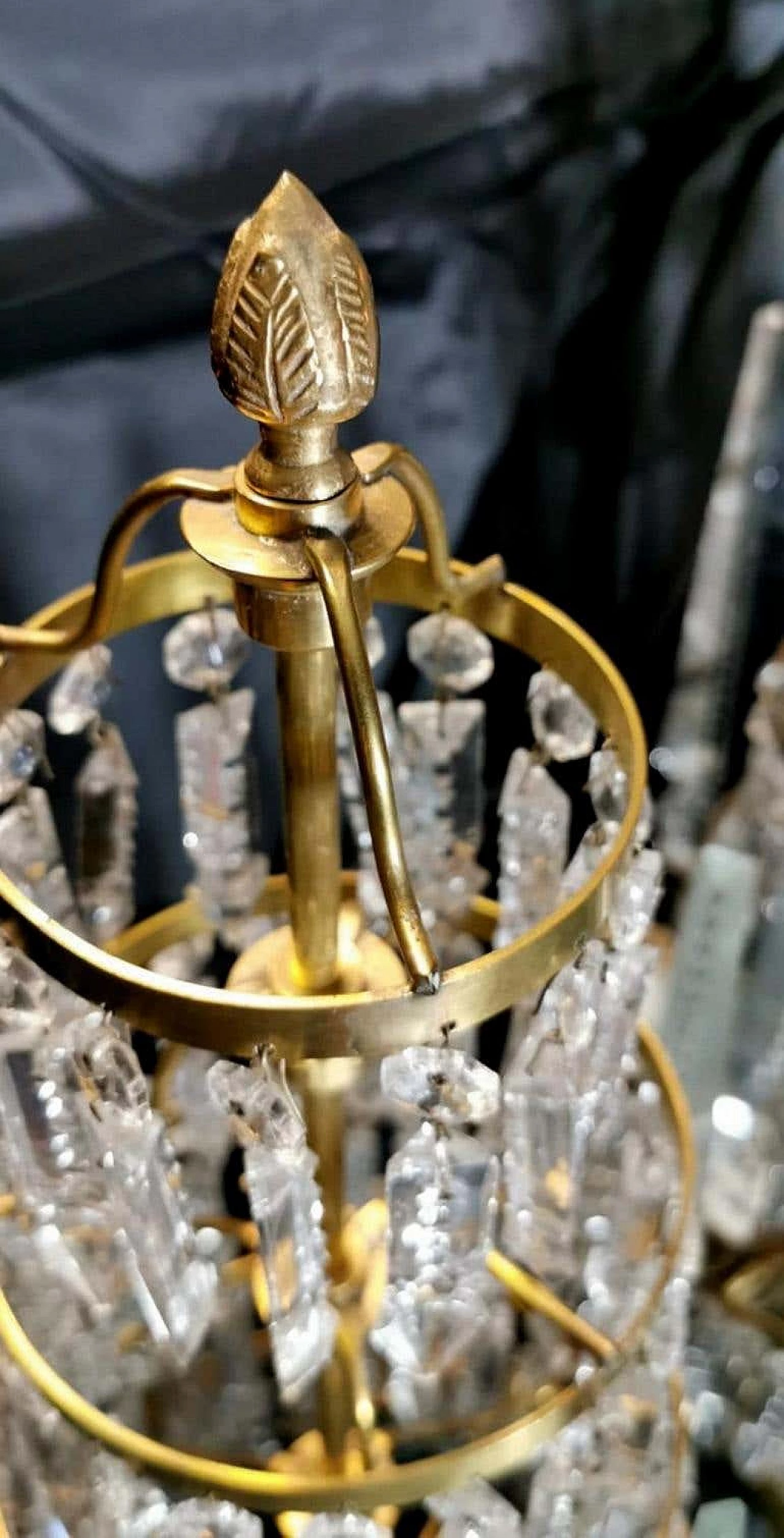 Coppia di girandole in stile Luigi XVI in cristallo e bronzo 1187231