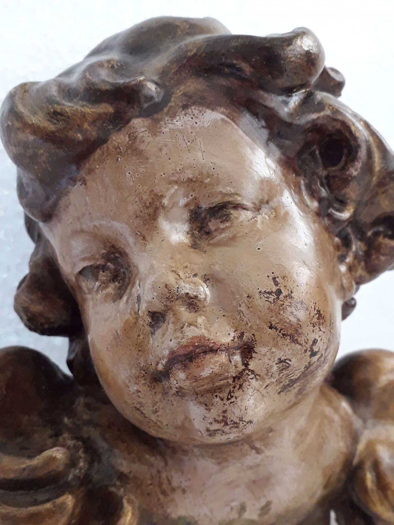 Sculpture of hand-painted angel, 70s 1187464