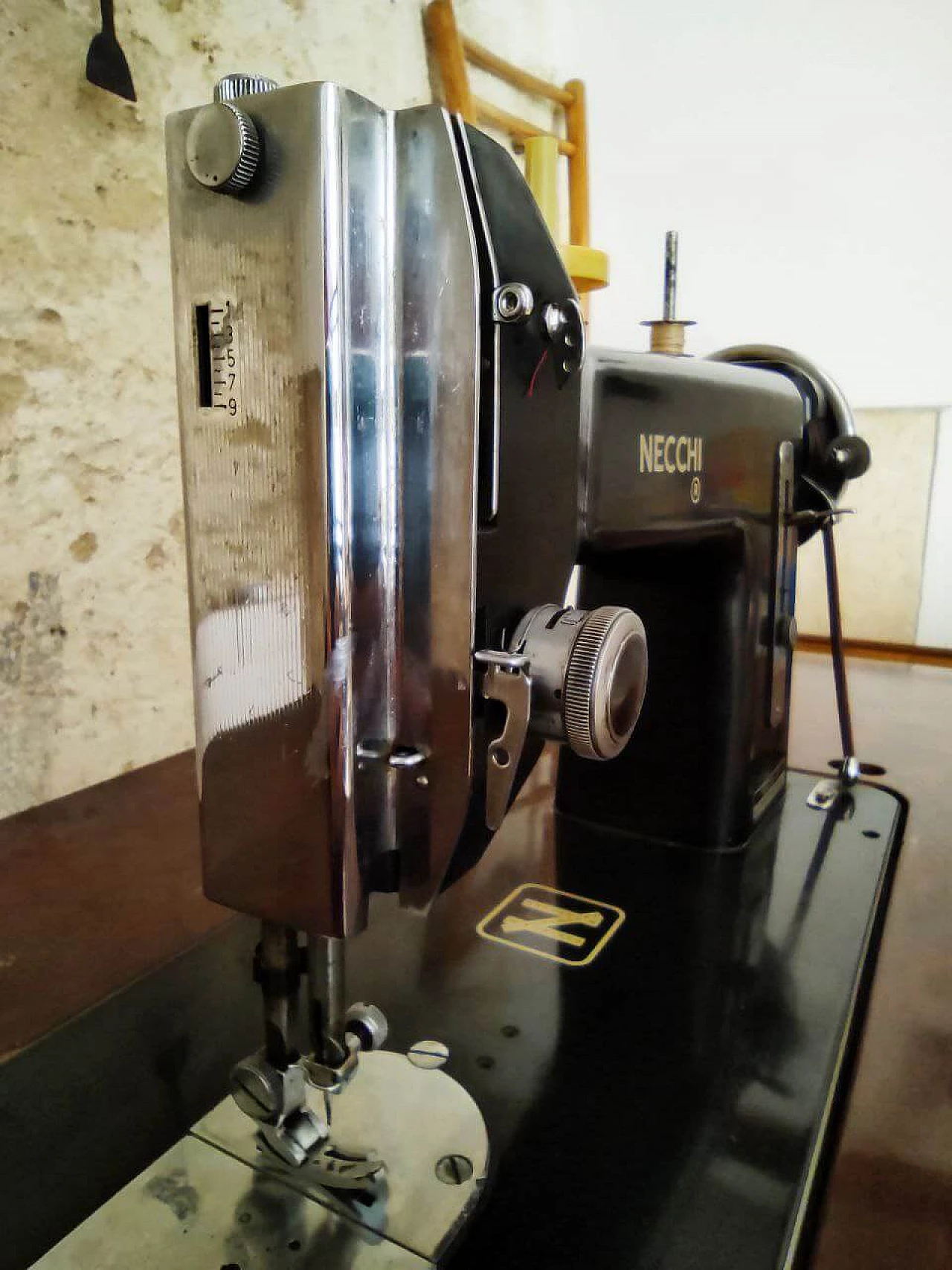 Macchina da cucire BF Nova di Necchi, anni '50 1187481