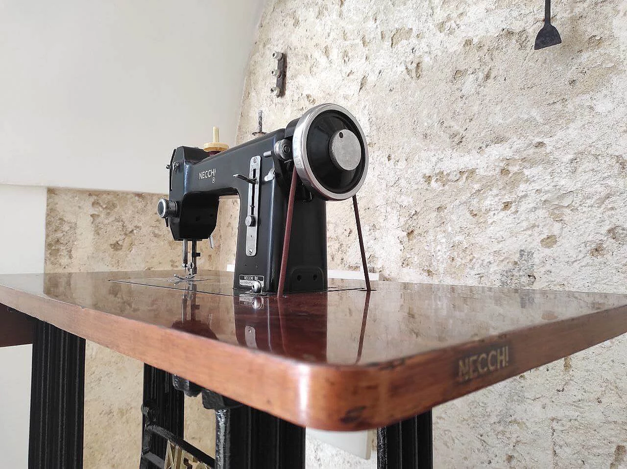 Macchina da cucire BF Nova di Necchi, anni '50 1187482