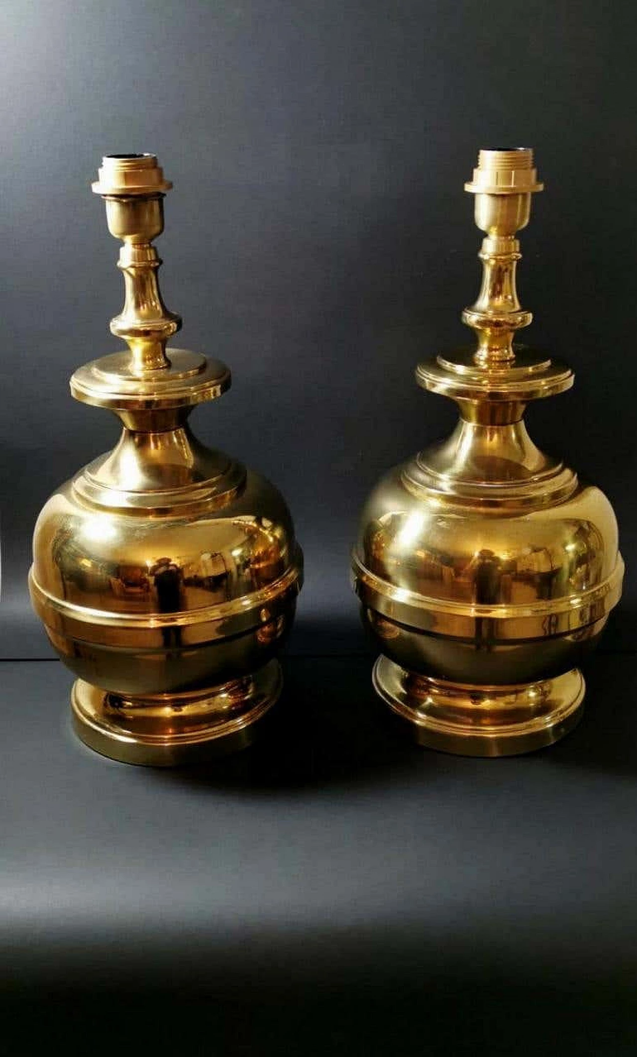 Pair of table lamps in polished brass, 60s 1187636