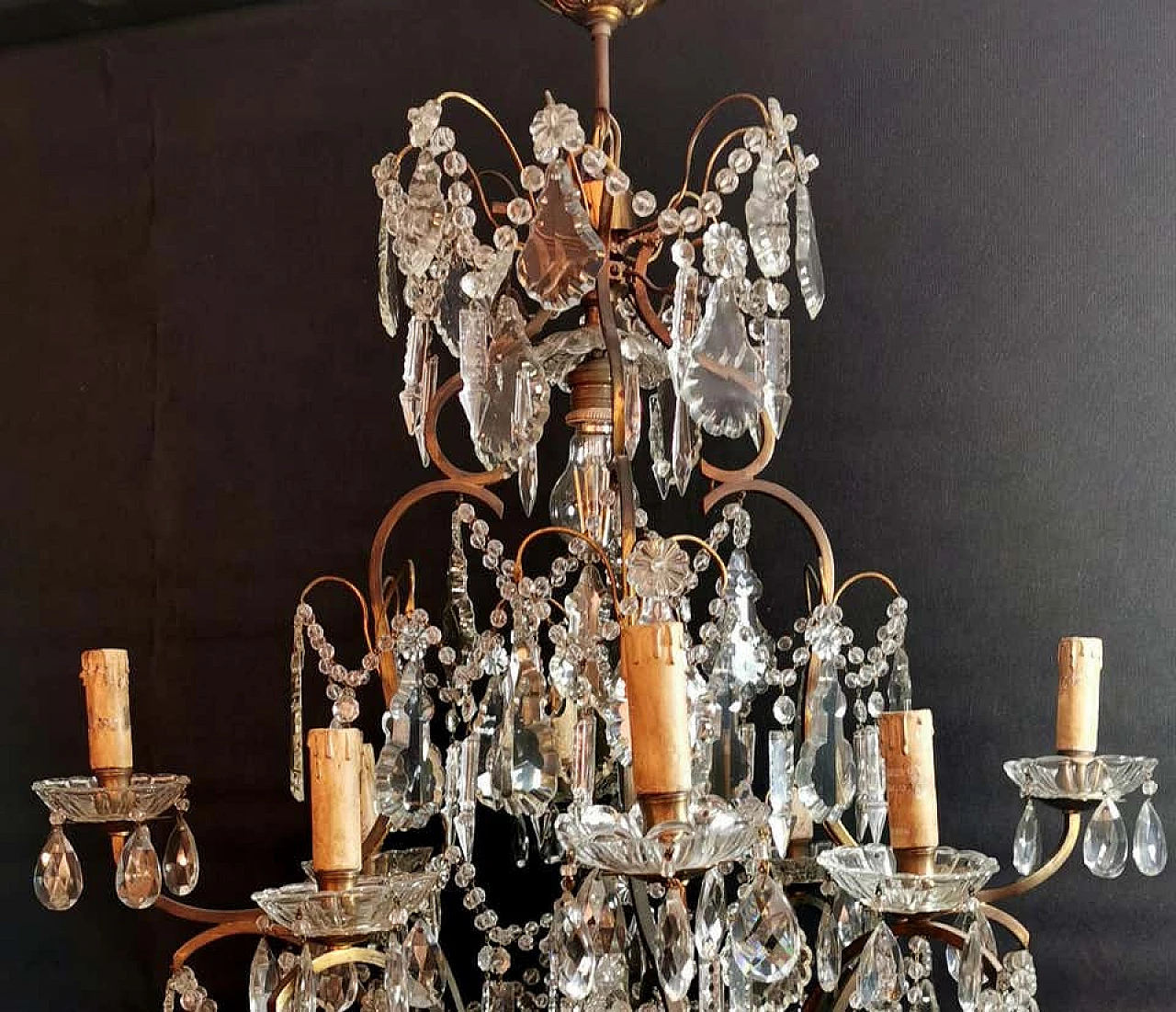 Louis XV style chandelier in bronze with cut crystals, end of 19th century 1187667