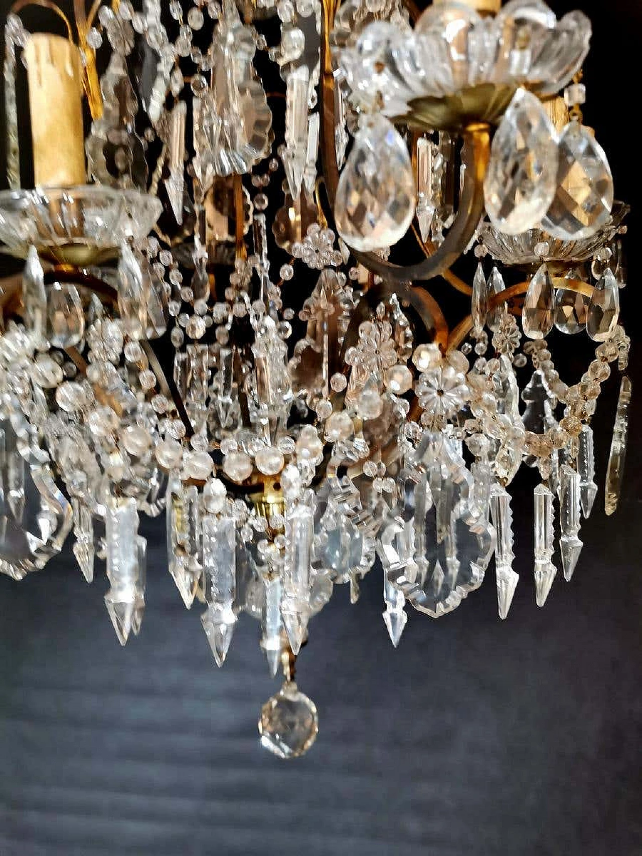 Louis XV style chandelier in bronze with cut crystals, end of 19th century 1187671