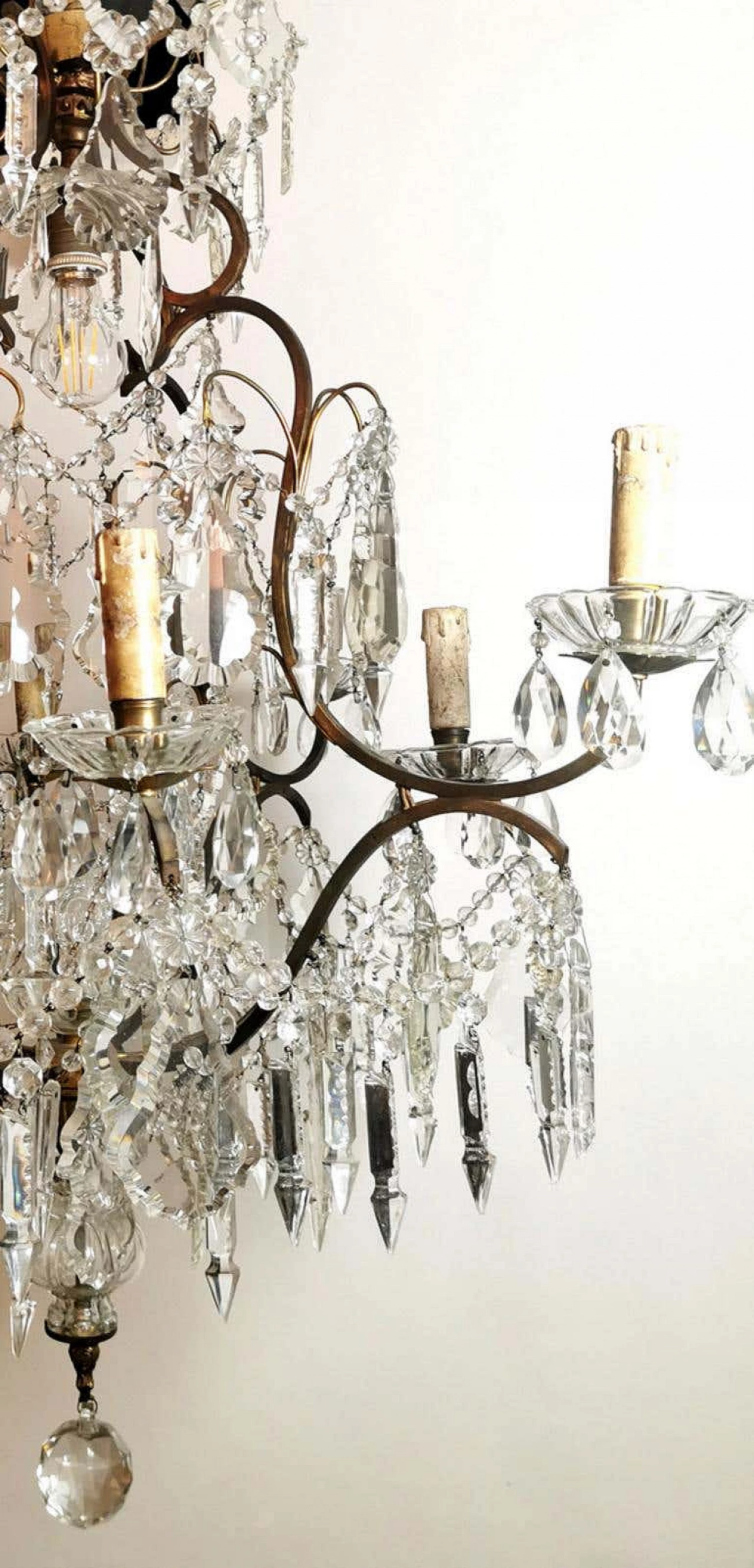 Louis XV style chandelier in bronze with cut crystals, end of 19th century 1187677