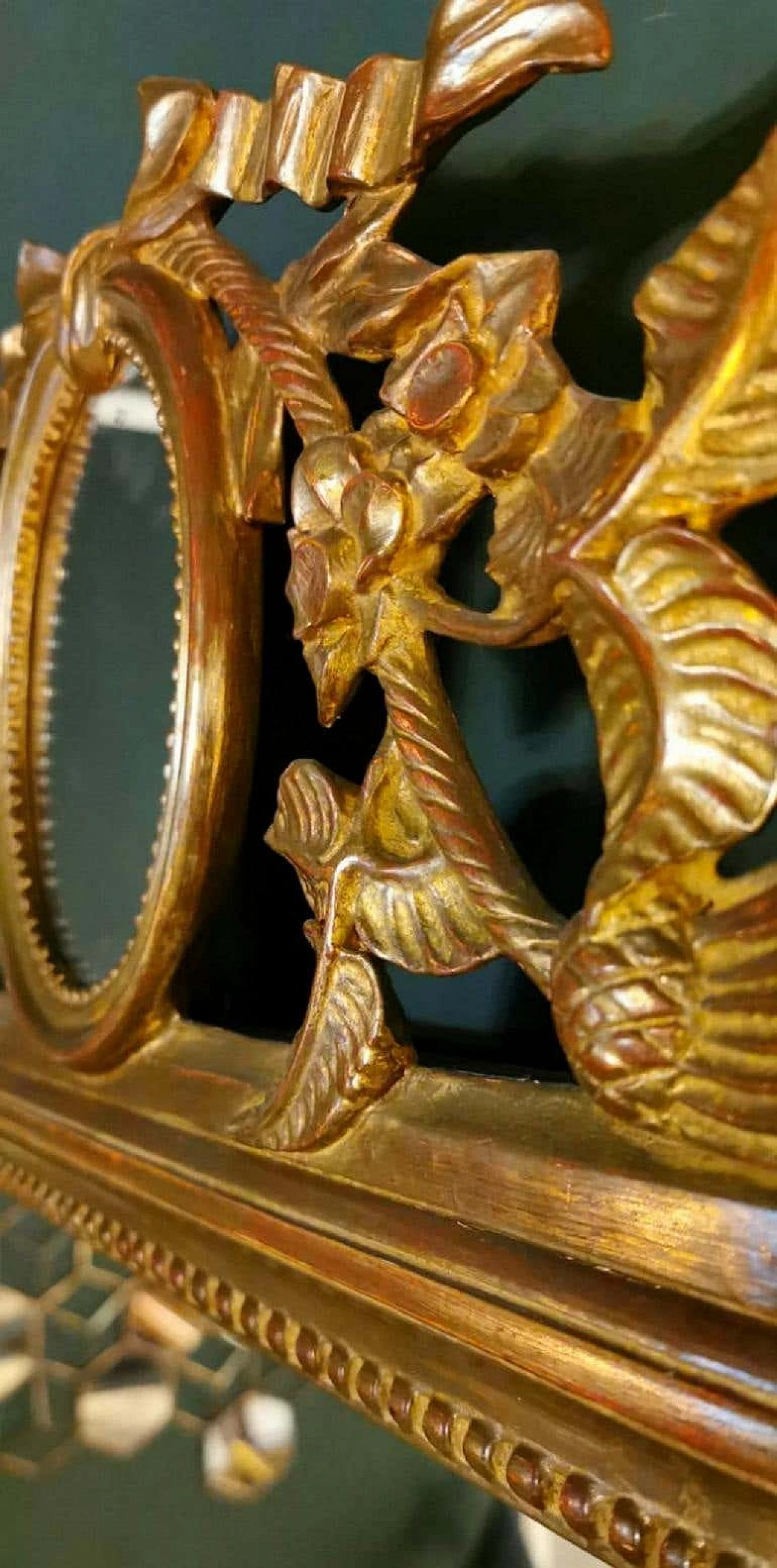 Cornice Rococò in legno dorato e doppio specchio 1188174