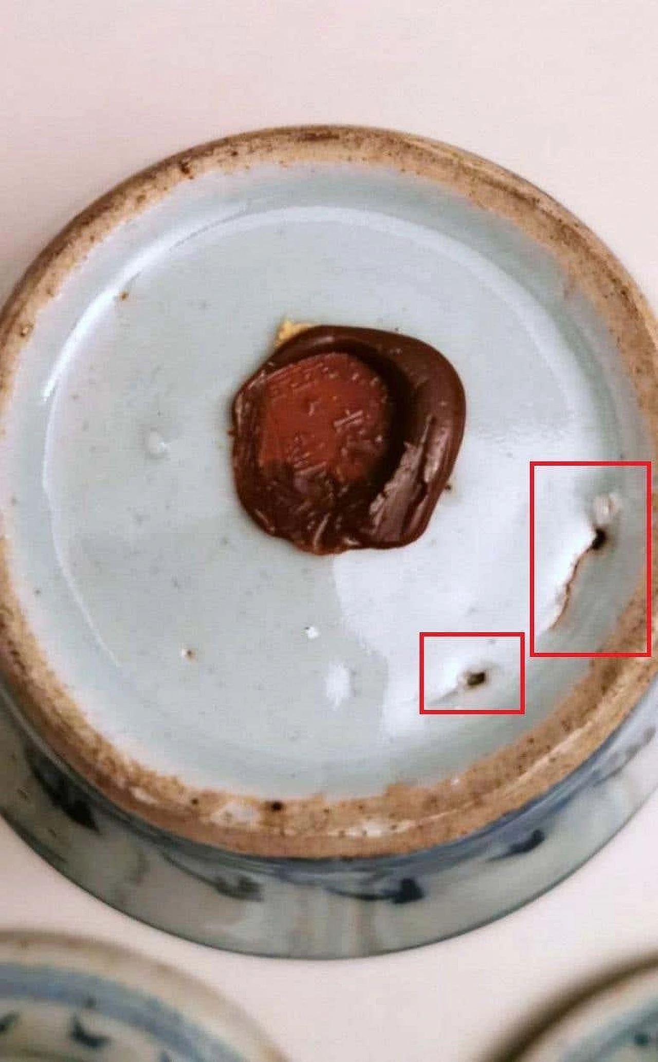 Pair of ginger jars in porcelain with decorations in cobalt blue, 18th Century 1188340