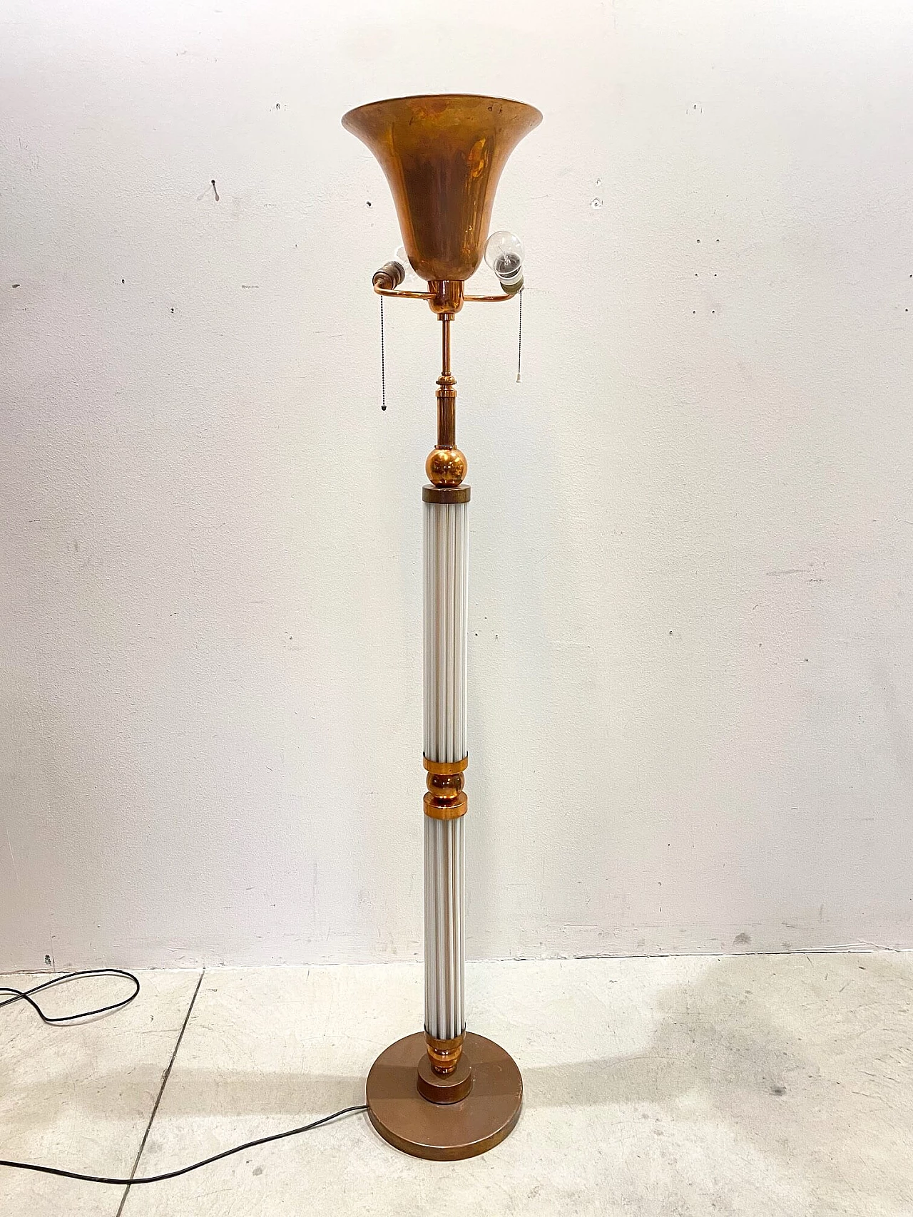 Floor lamp in copper and Murano glass, 40s 1188551