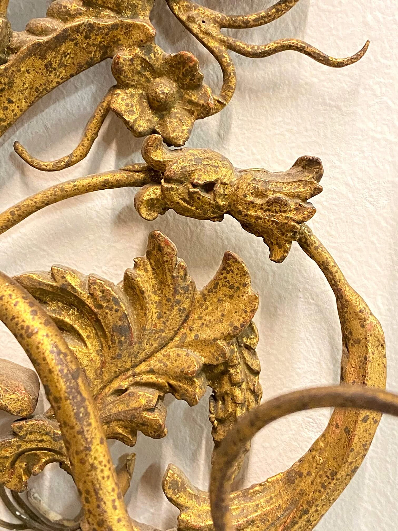 Wall sconce with 3 lights in wood and gilded iron with mirror, 50s 1188649