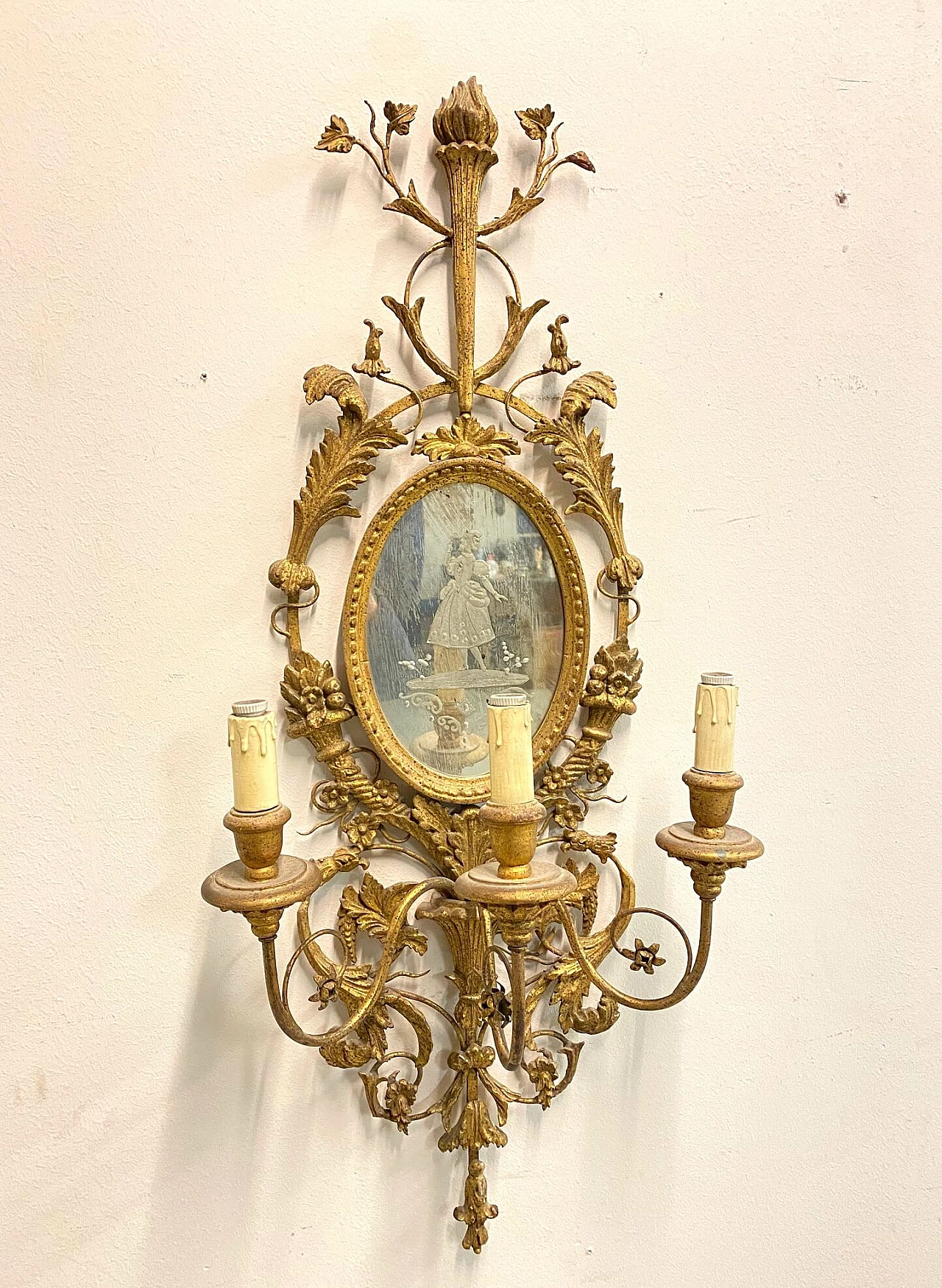 Applique a 3 luci in legno e ferro dorato con specchio, anni '50 1188651
