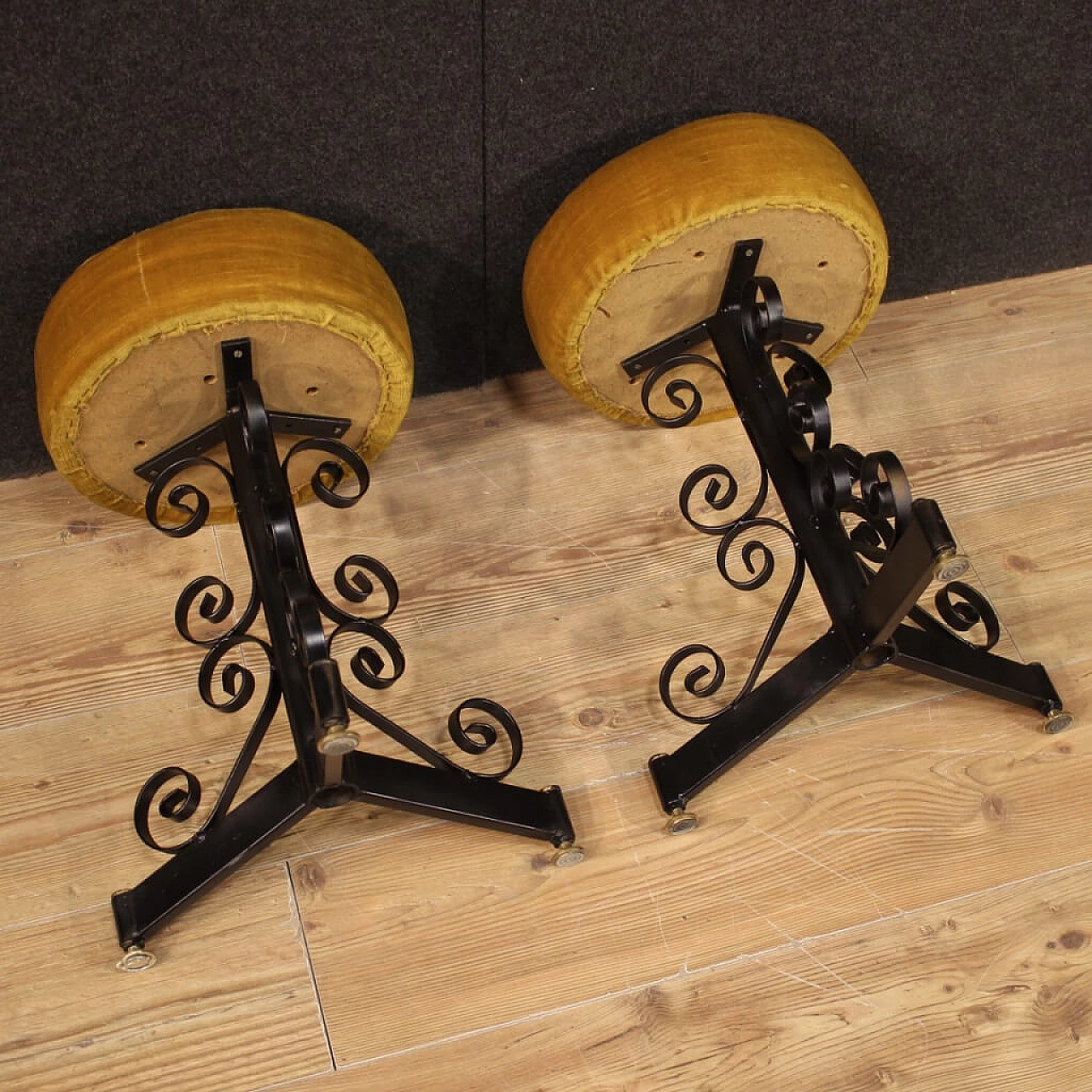 Pair of italian iron stools with velvet seats, 1970s 1188664