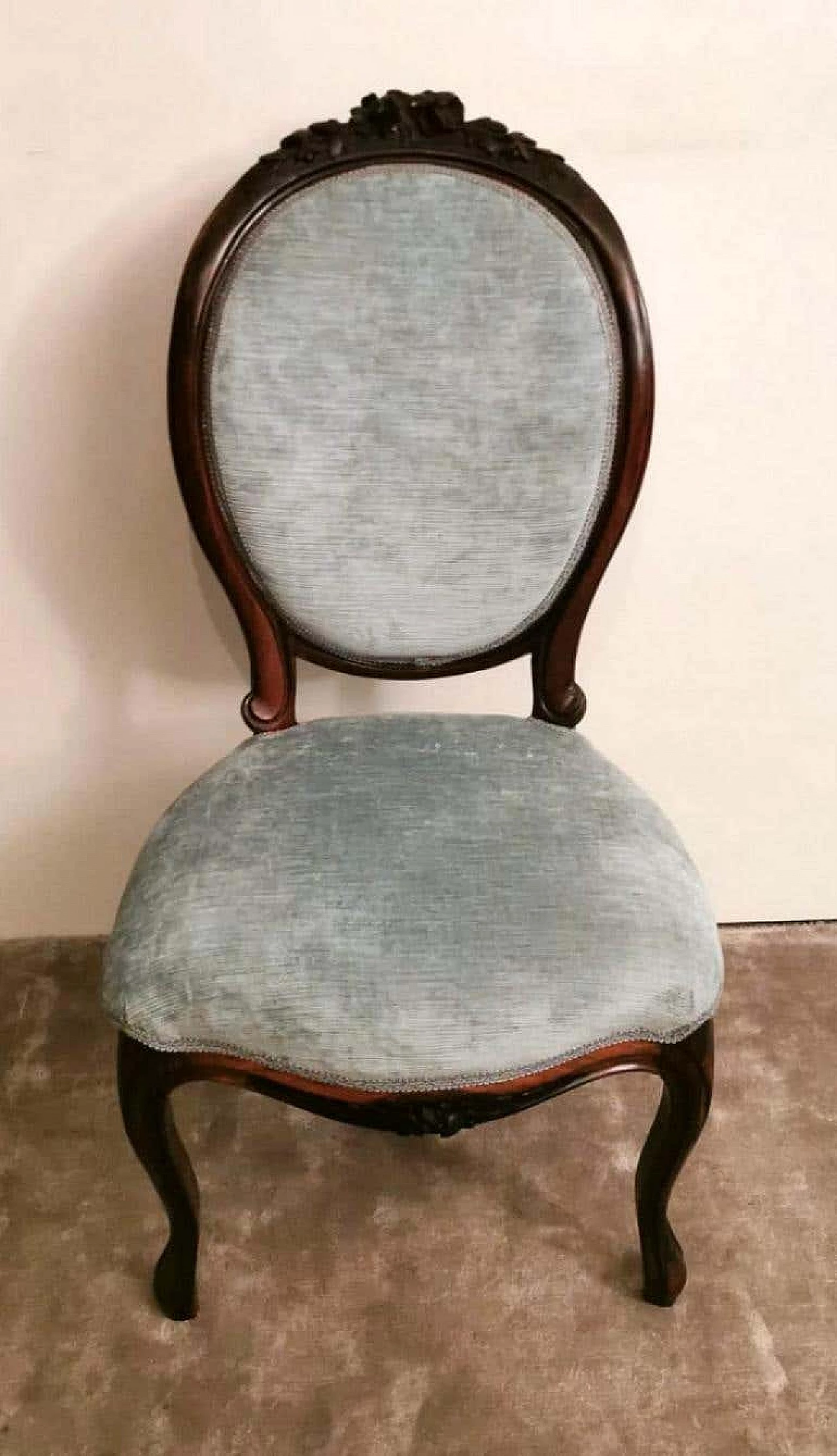 Coppia di sedie da camera da letto Napoleone III in mogano scolpito 1188982