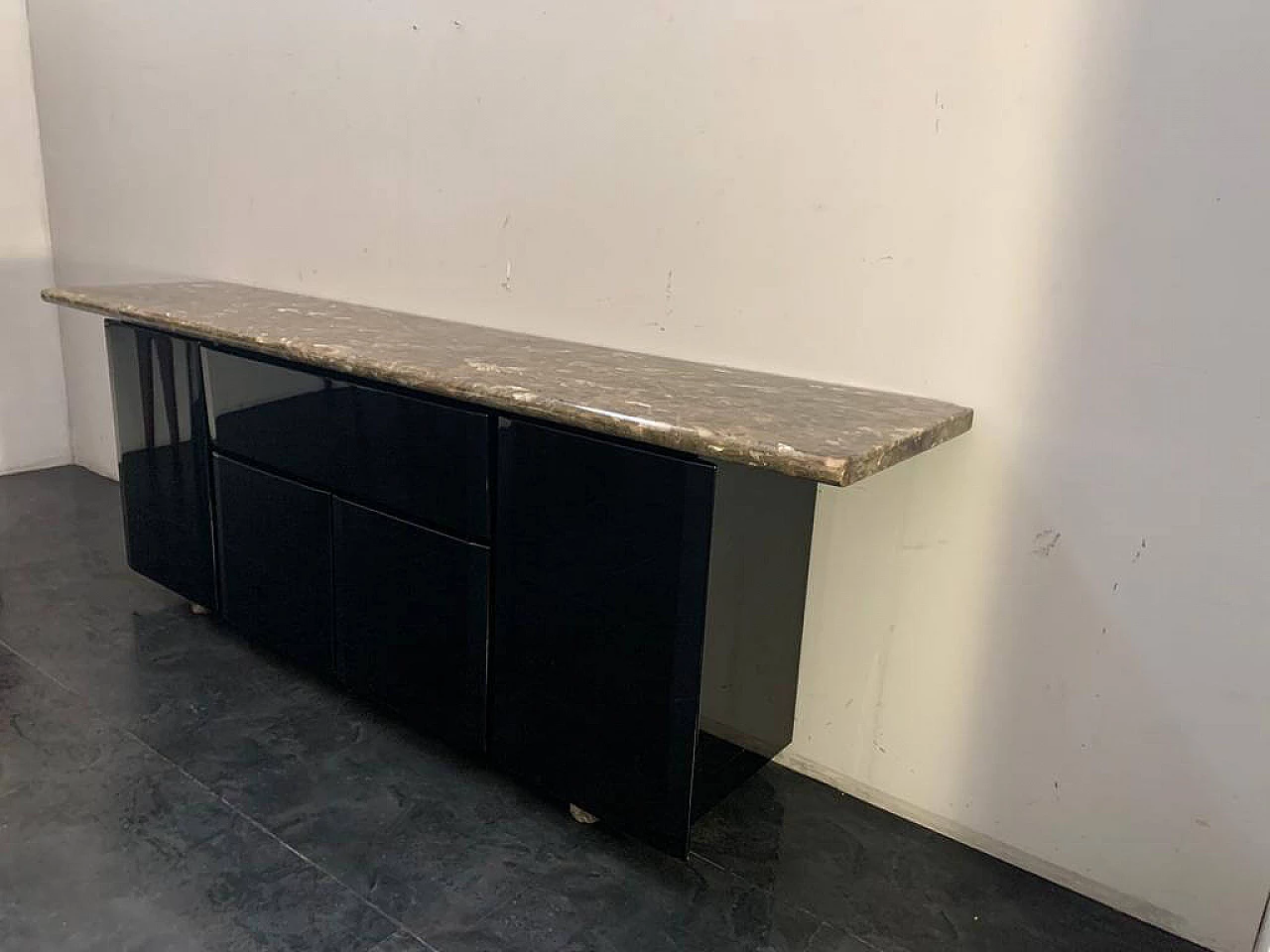 Sideboard with quartz top and black base by Giotto Stoppino for Acerbis, 70s 1190442