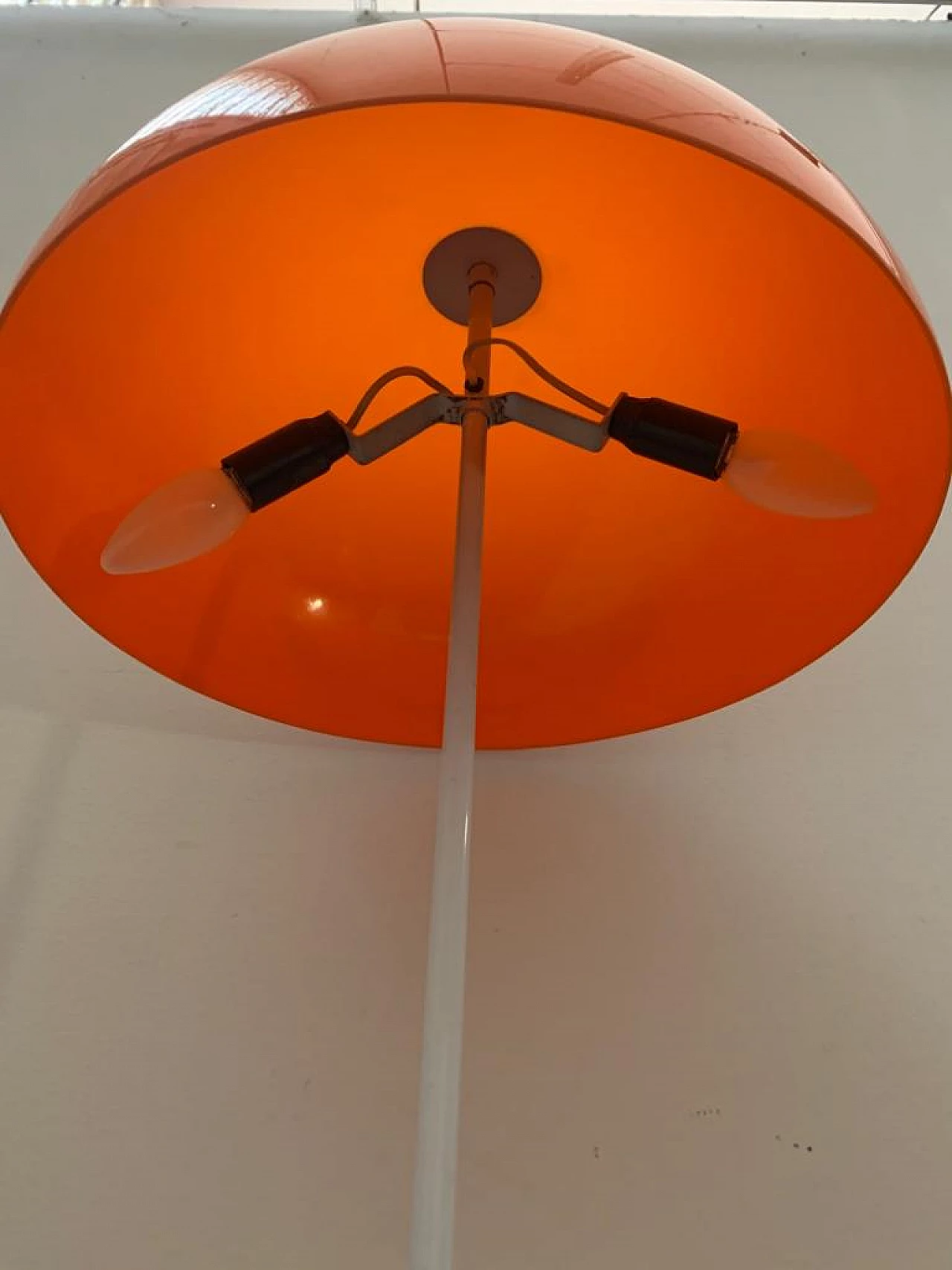 Floor lamp in metal and plastic, 70s 1190566