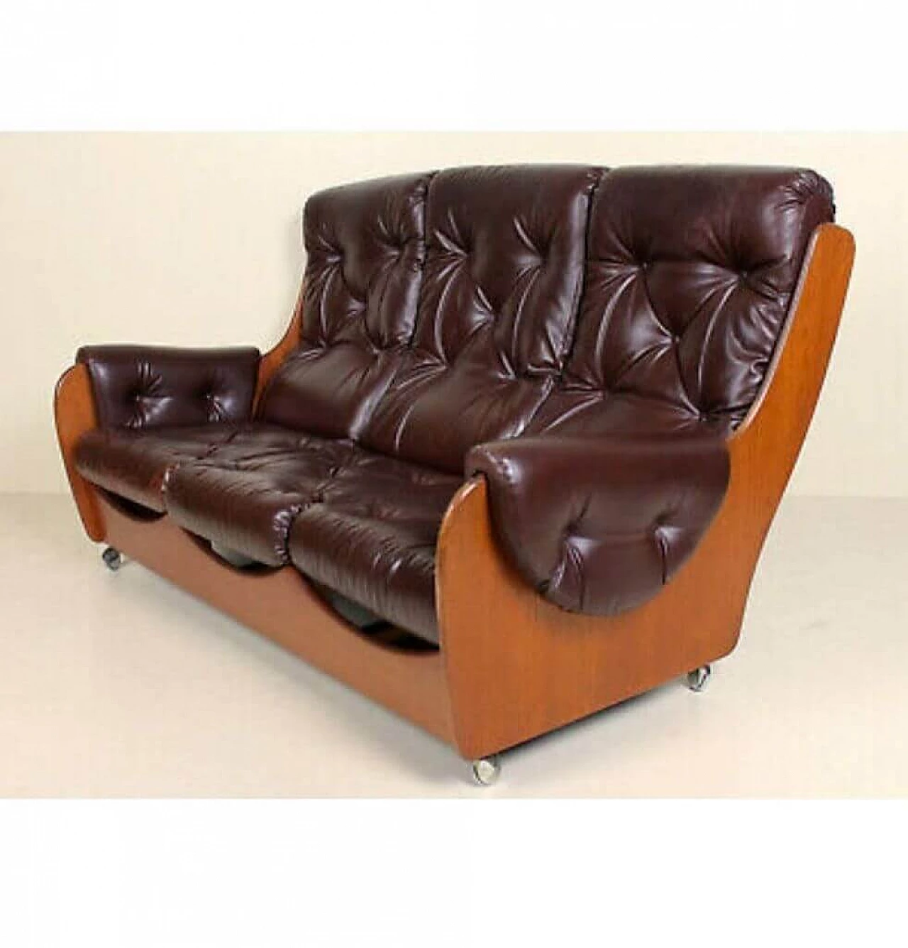 English leather and teak sofa by G. Plan, '70s 1191907