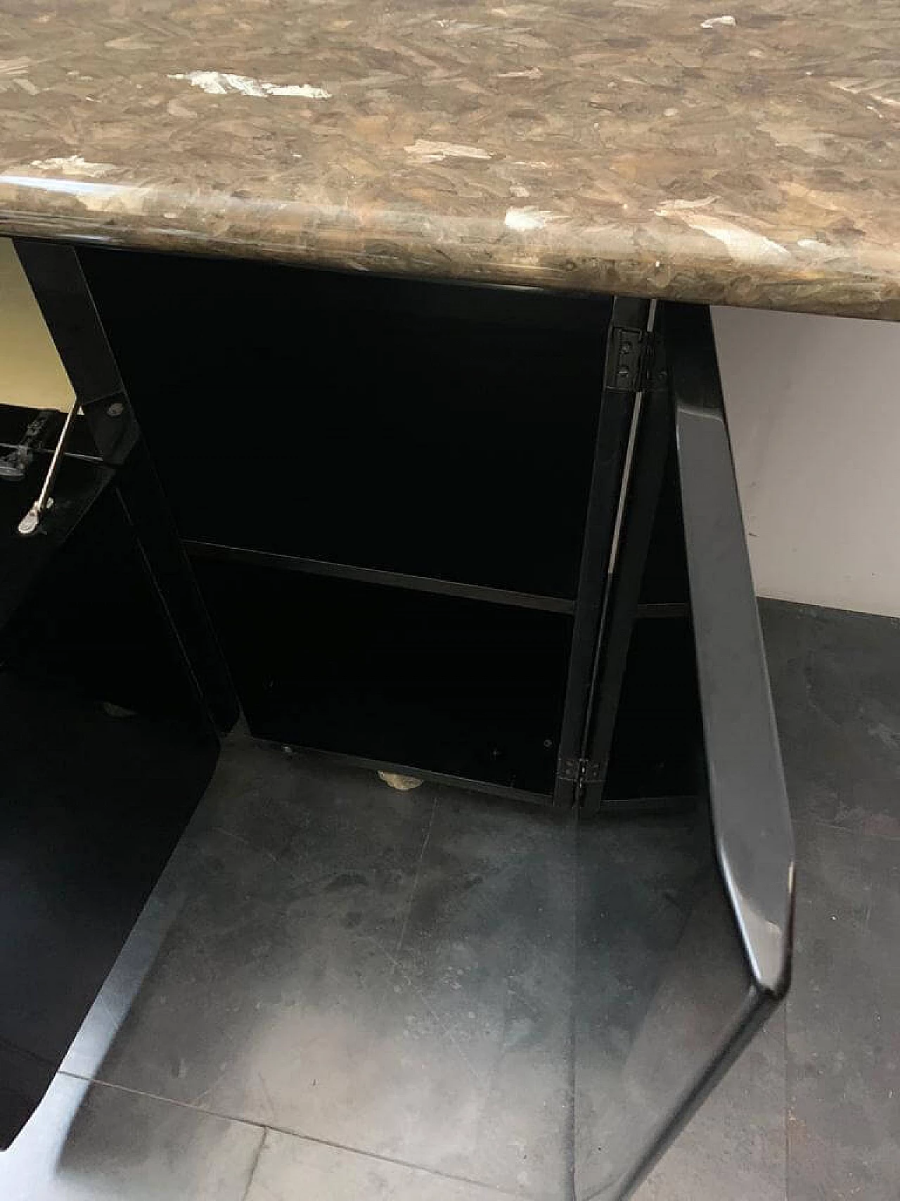 Sideboard with quartz top and black base by Giotto Stoppino for Acerbis, 70s 1191950