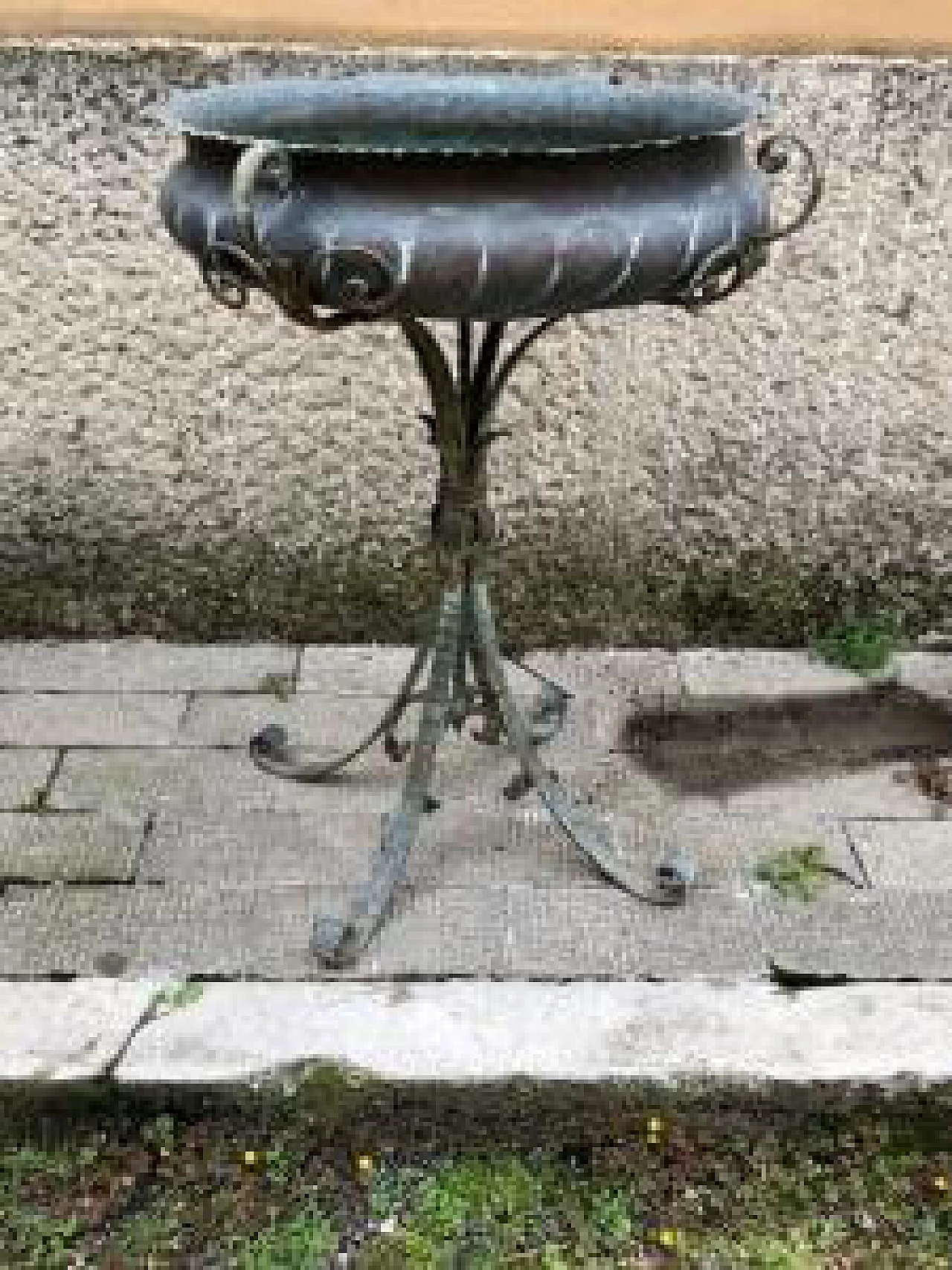 Planter in wrought iron 1192172