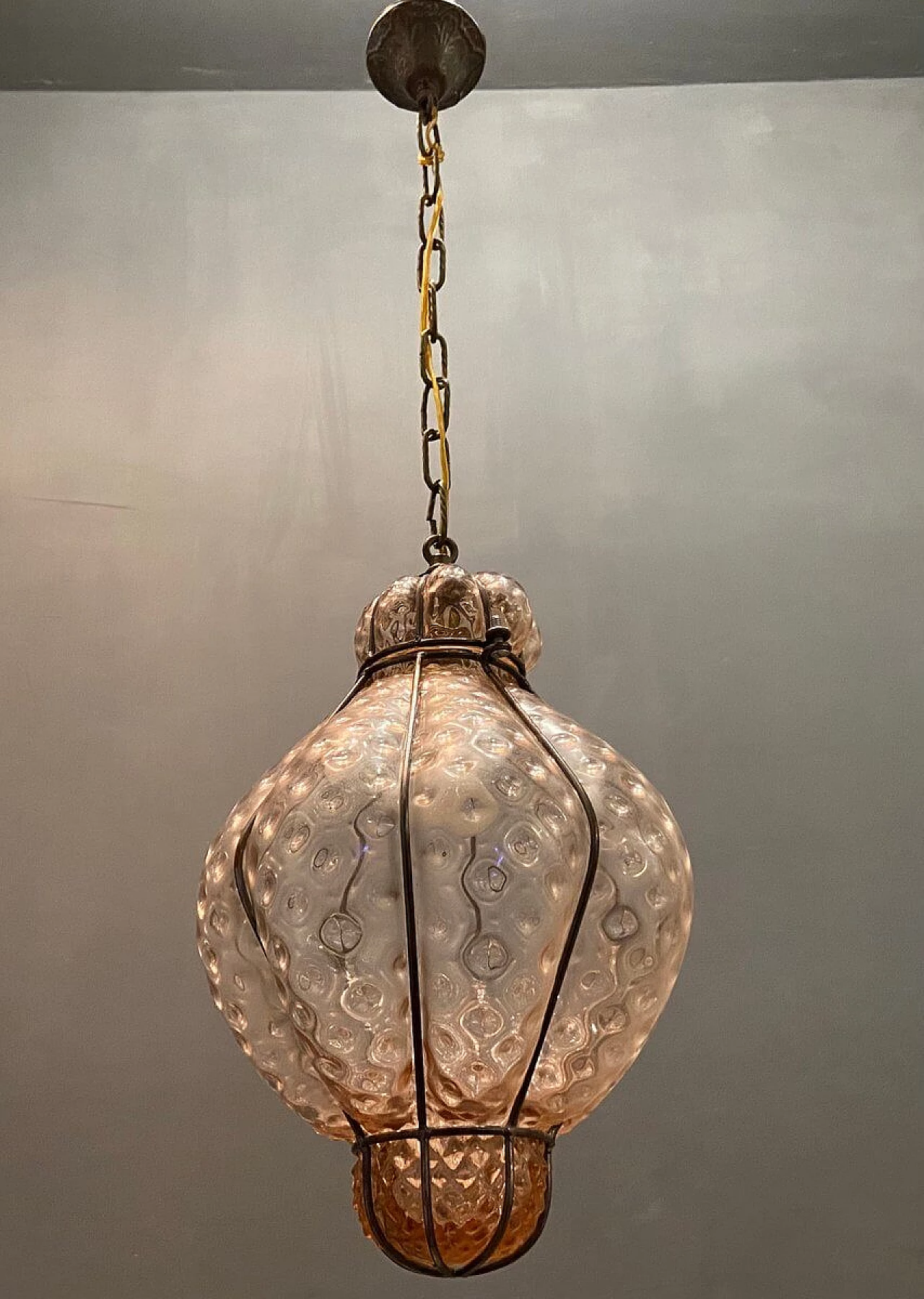 Pink handblown  Murano glass pendant lamp, 70s 1193171
