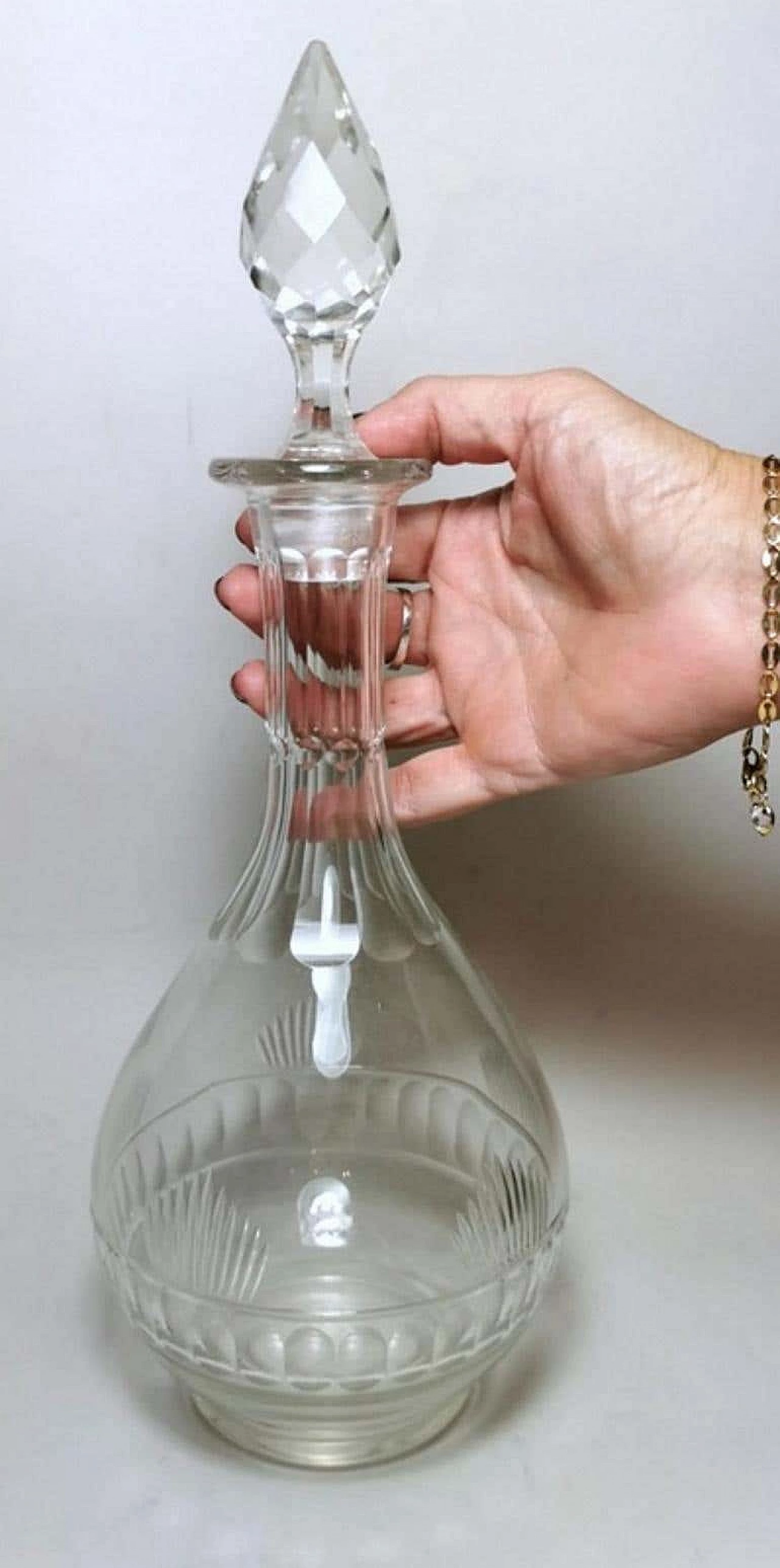 Pair of Neoclassical Beaux Arts style bottles, 10s 1193529